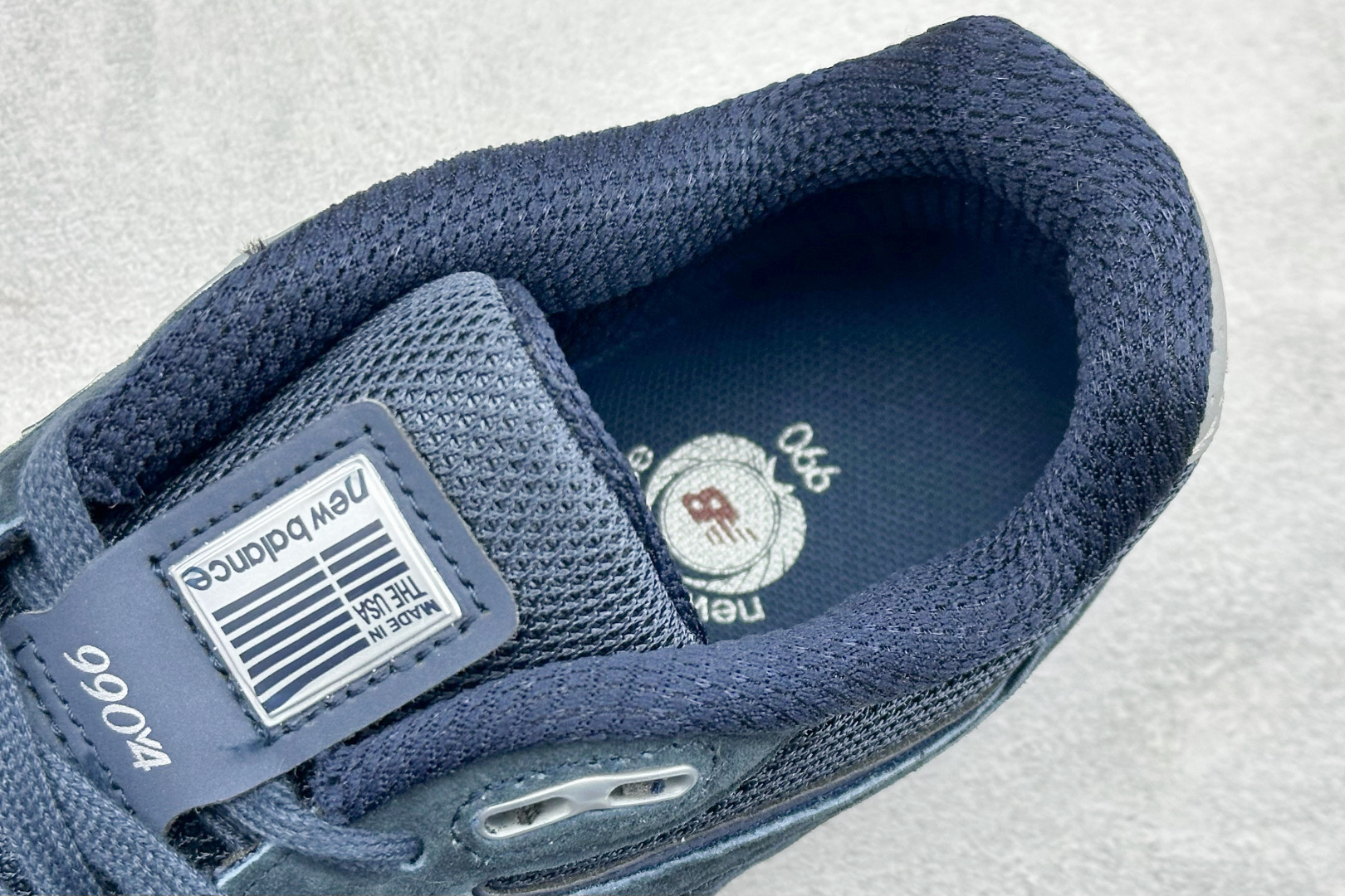 Basic Shoes M