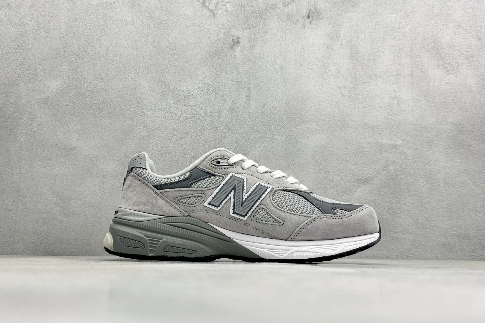 Basic Shoes M-s