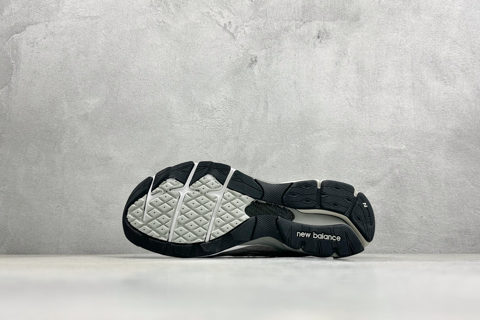 Basic Shoes M-s