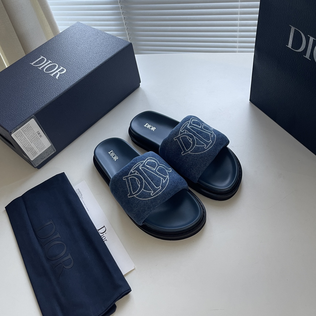 Male Sandals White M