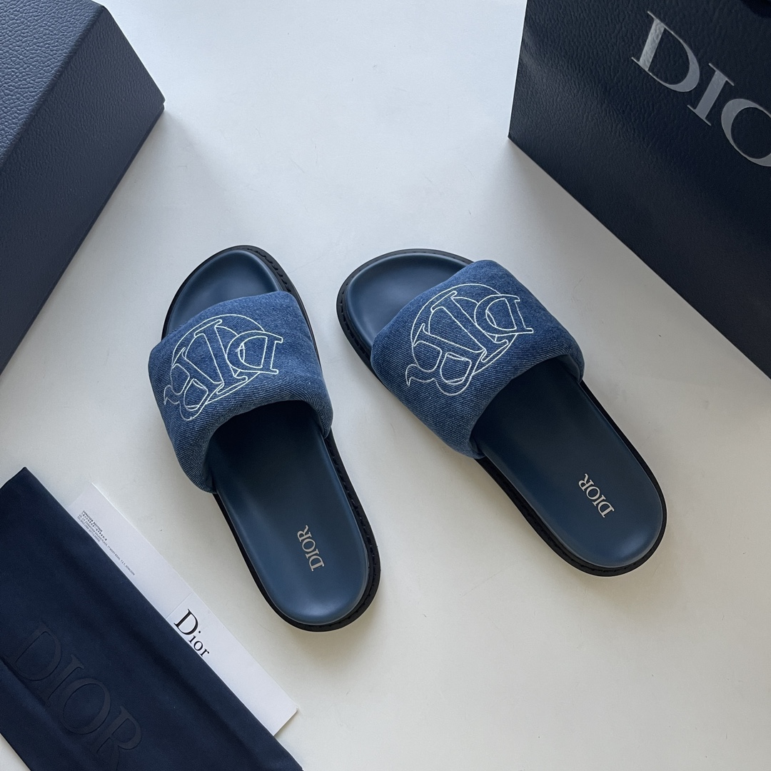 Male Sandals White M