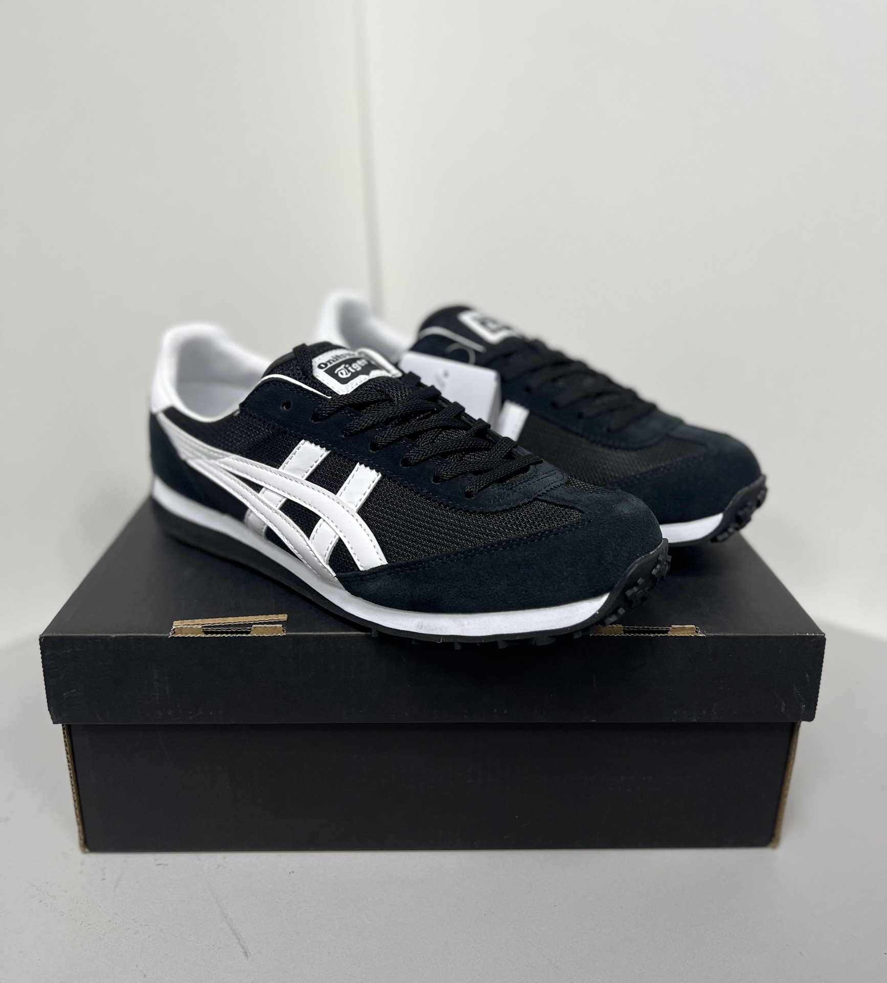 Dior Onitsuka Tiger Male Sneakers S