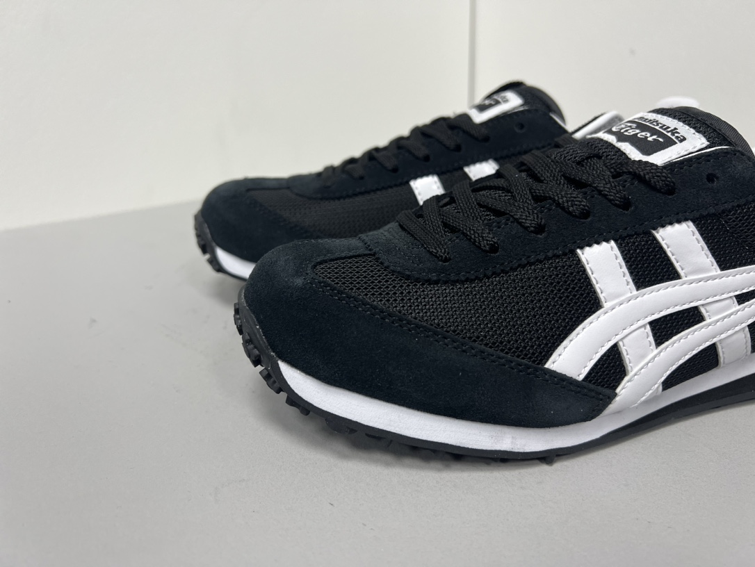 Dior Onitsuka Tiger Male Sneakers S