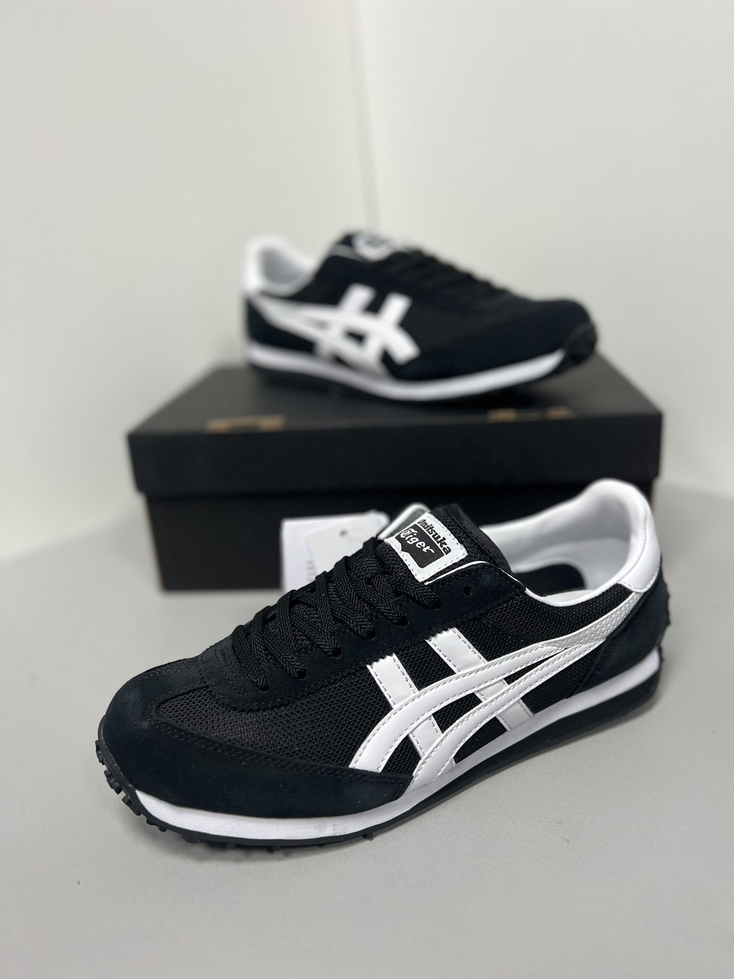 Dior Onitsuka Tiger Male Sneakers S