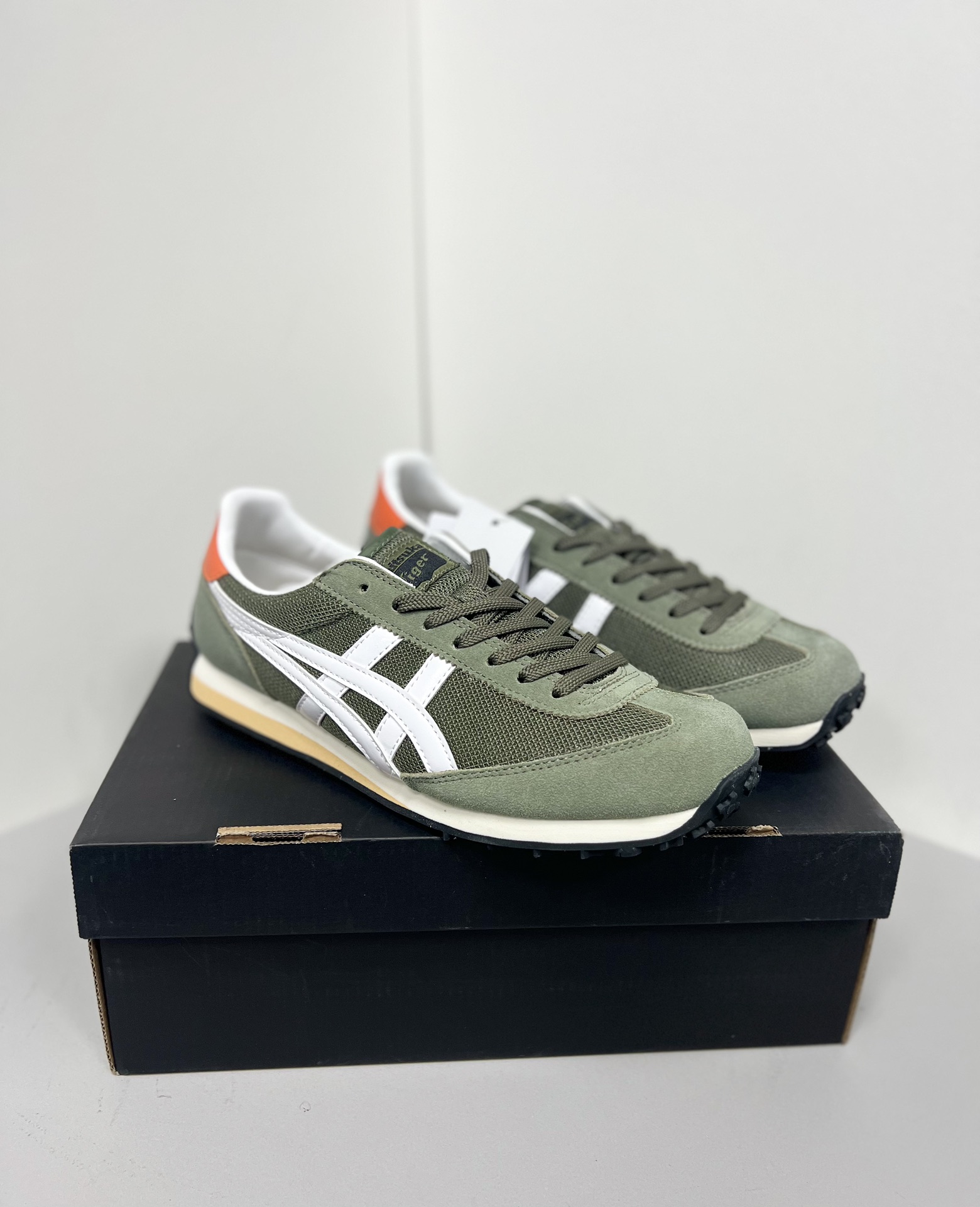 Dior Onitsuka Tiger Male Sneakers S