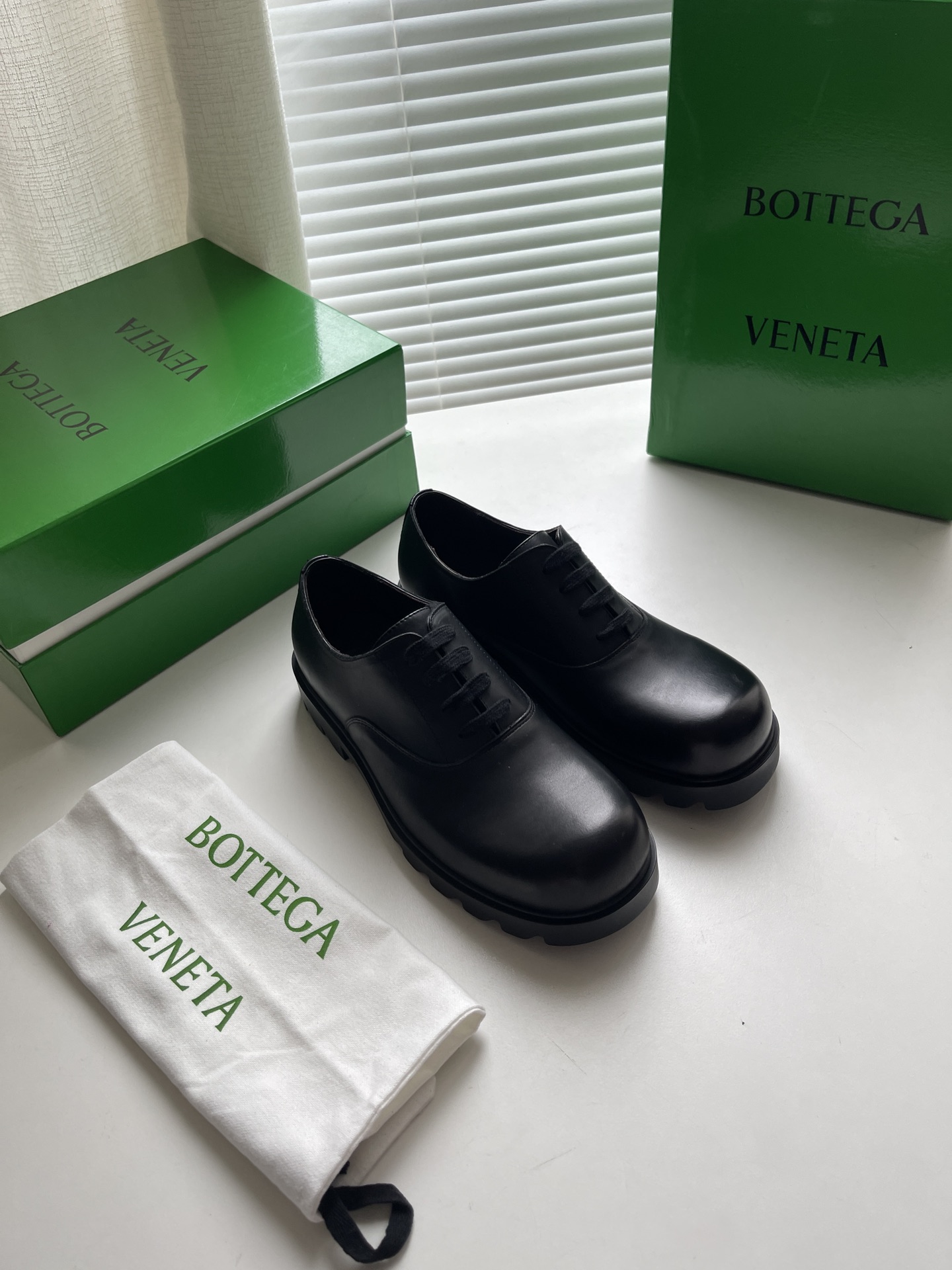 Bottega Veneta Leather Shoes Cow Leather Black