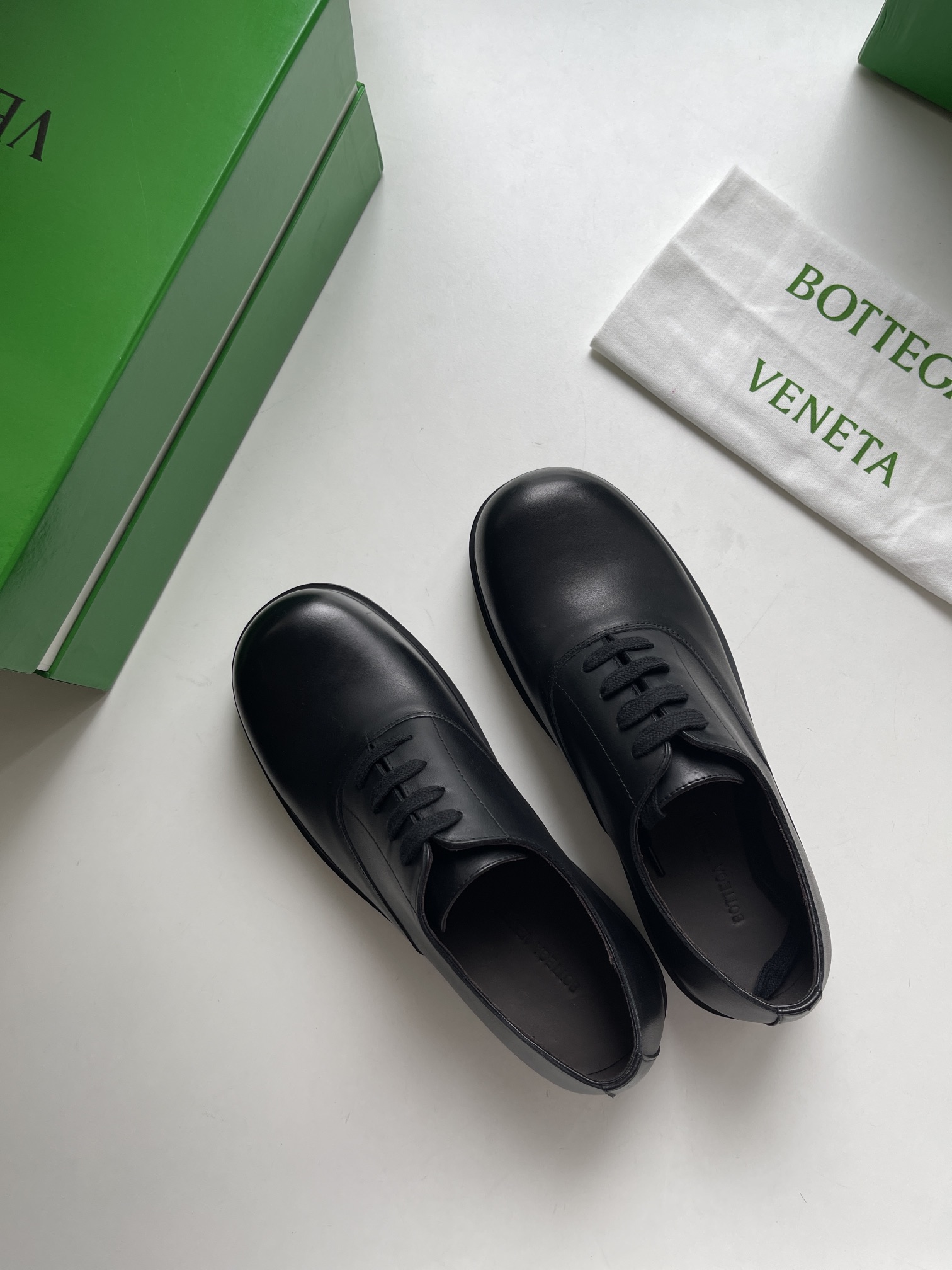 Bottega Veneta Leather Shoes Cow Leather Black