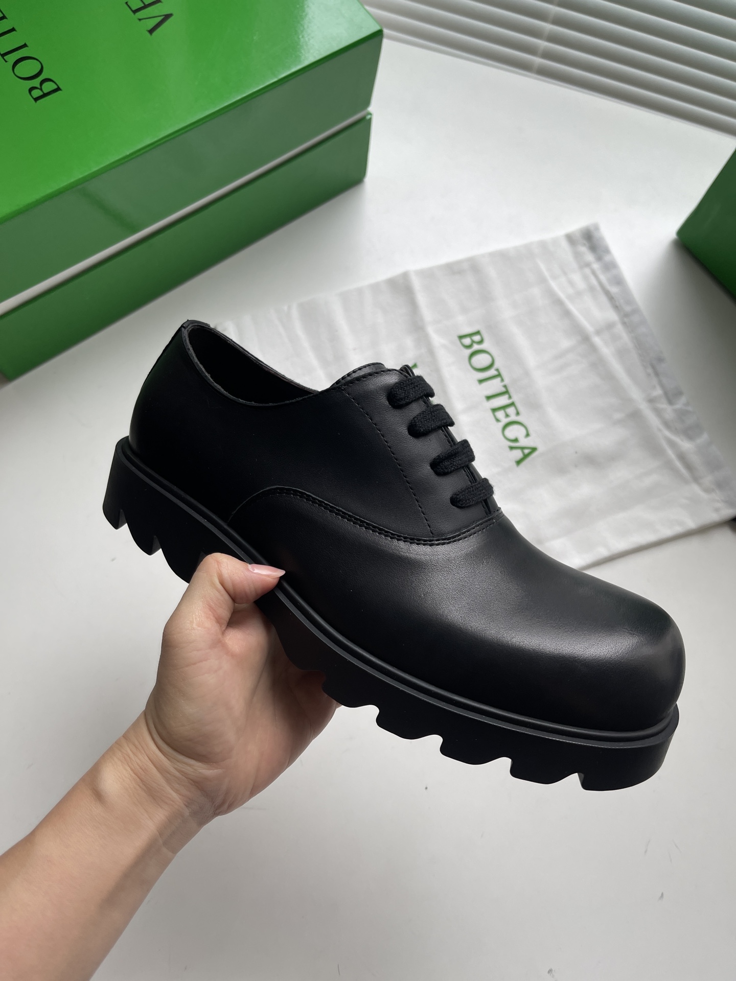 Bottega Veneta Leather Shoes Cow Leather Black