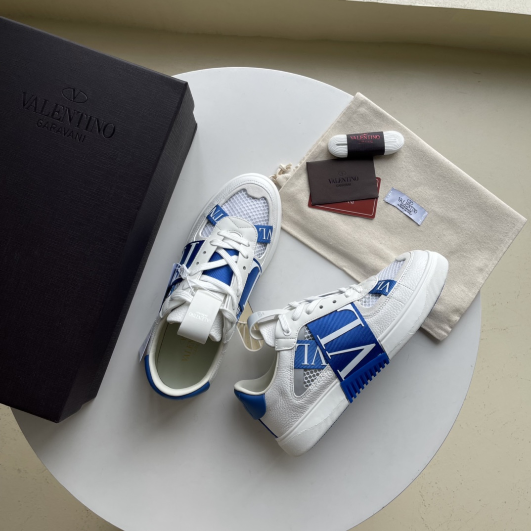 Male Sneakers L