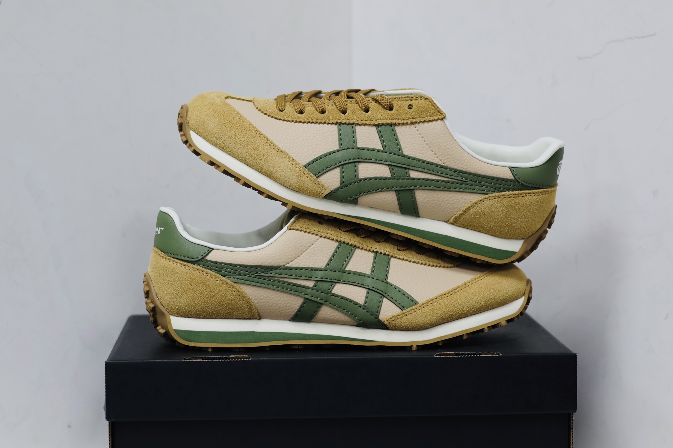 Dior Onitsuka Tiger Male Sneakers S