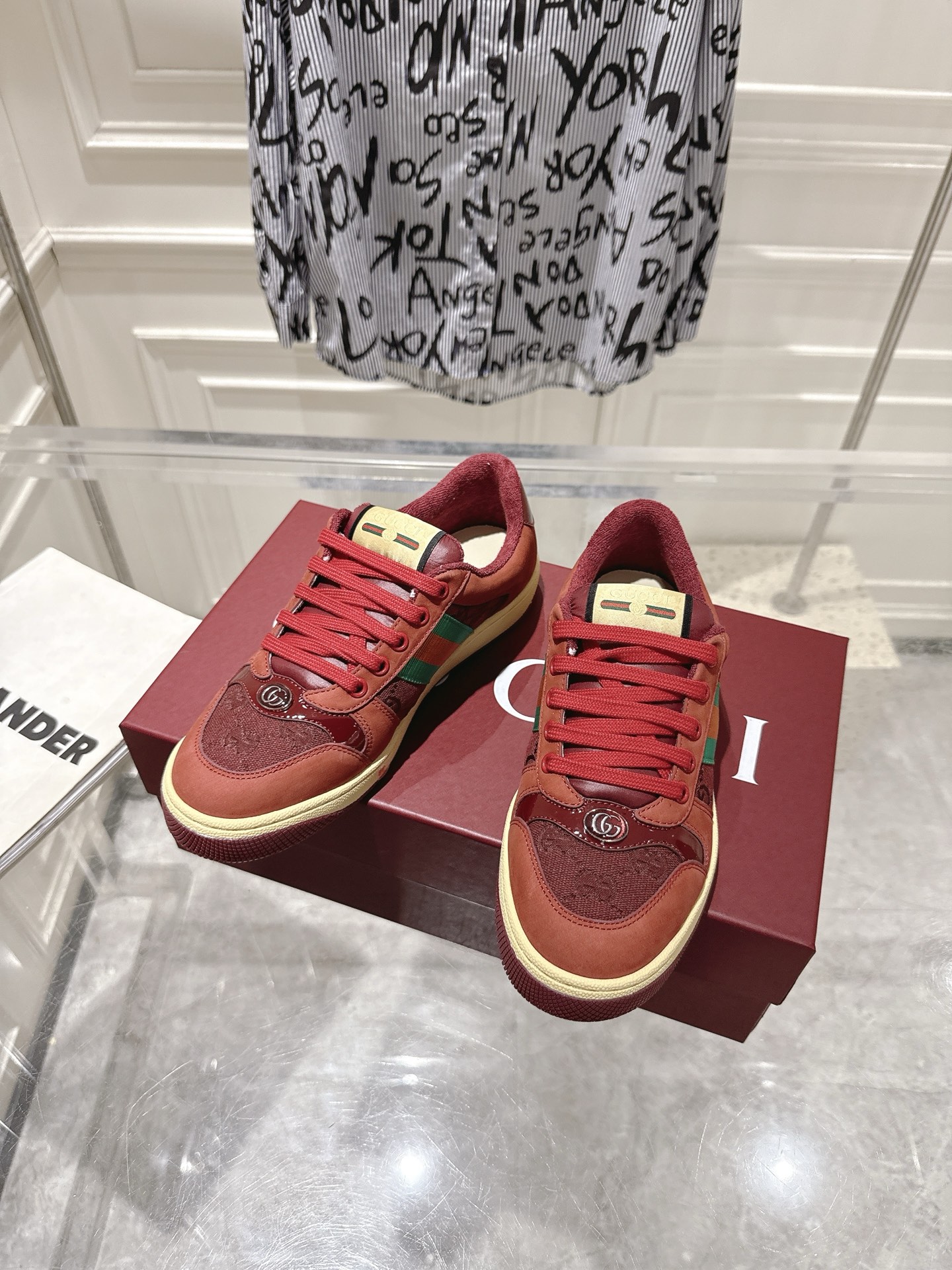 Gucci Female Basic Shoes S
