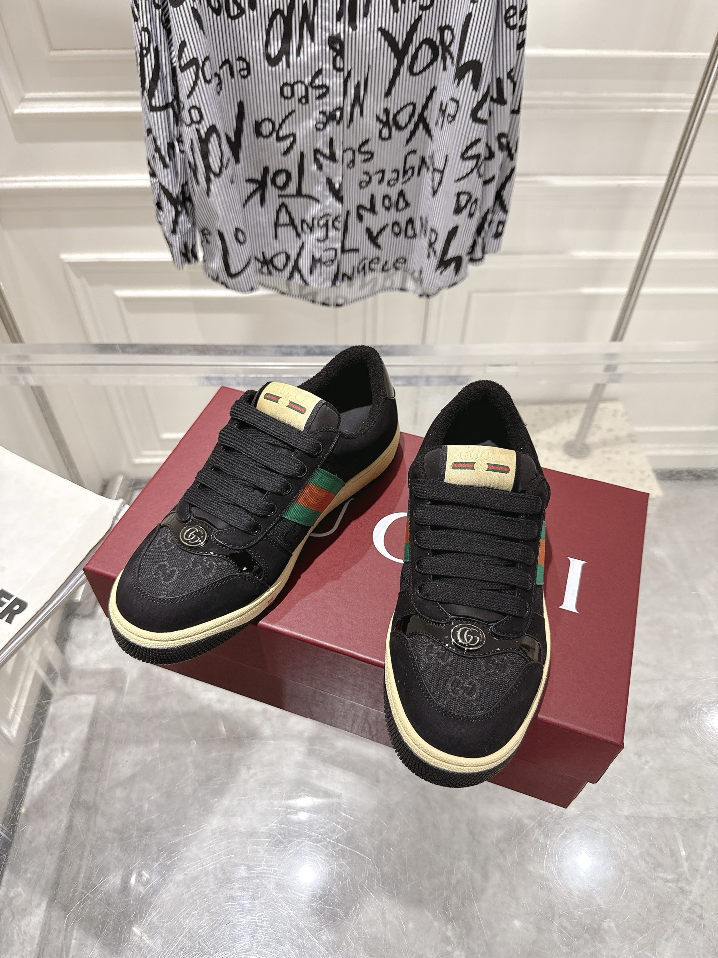 Gucci Female Basic Shoes S