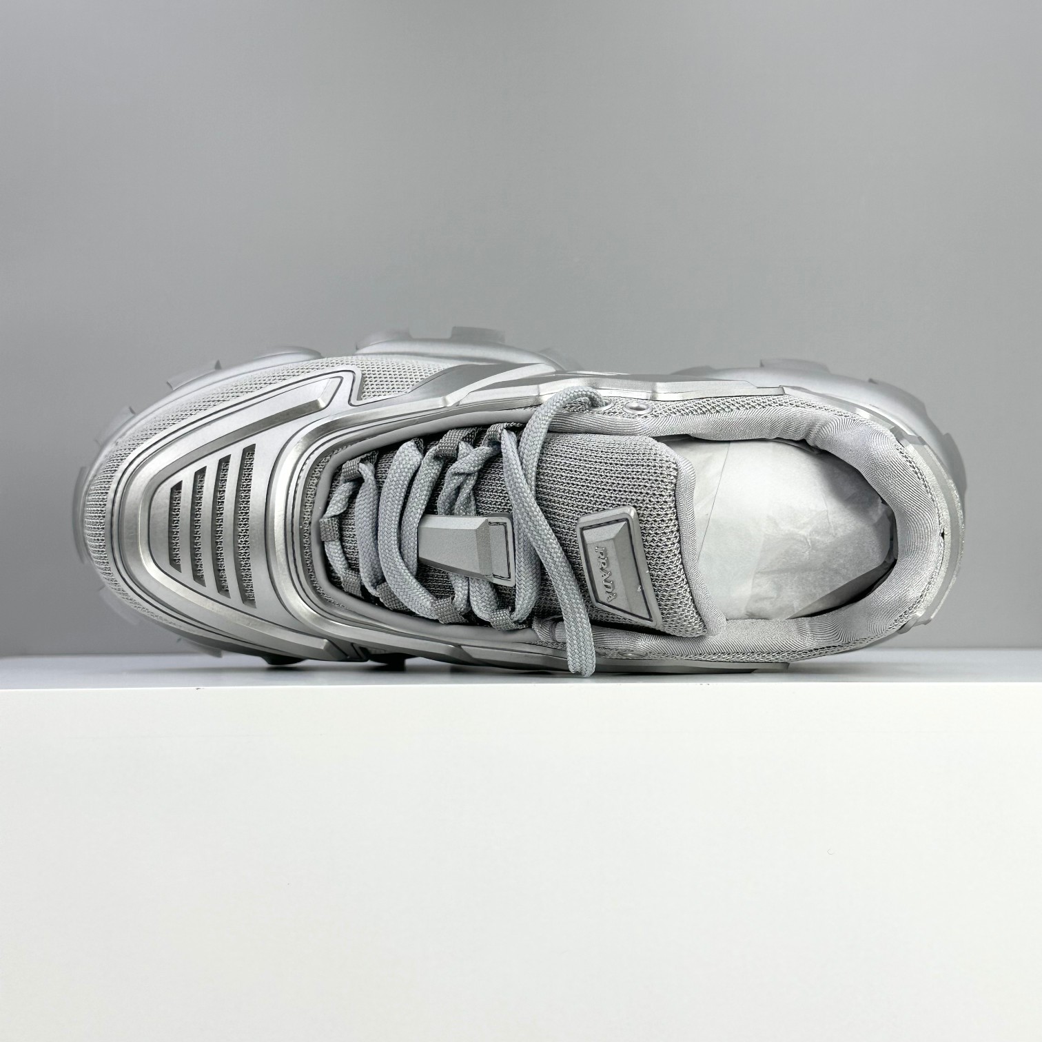 Prada Sneakers L-s