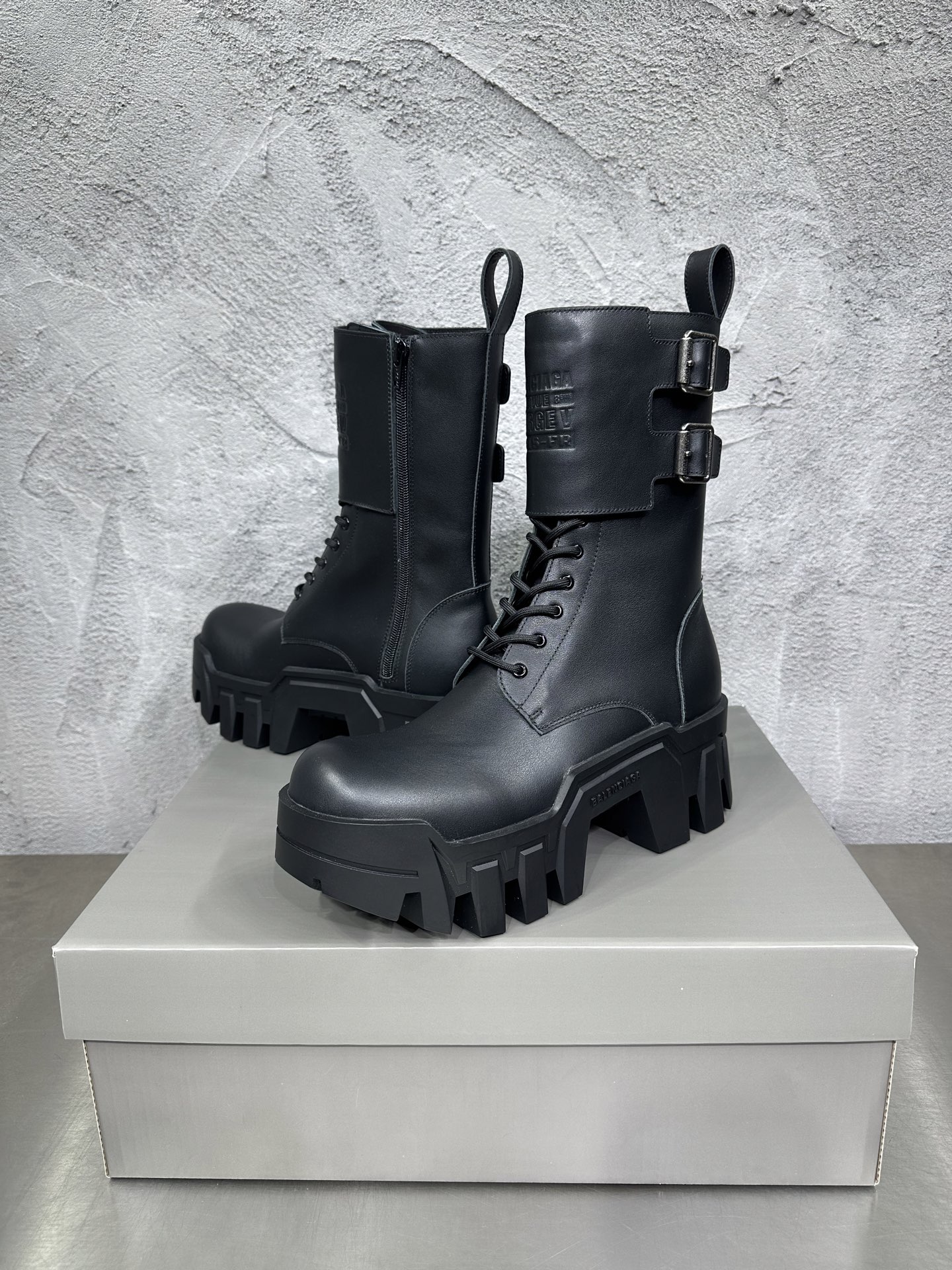 Leather Shoes Black L
