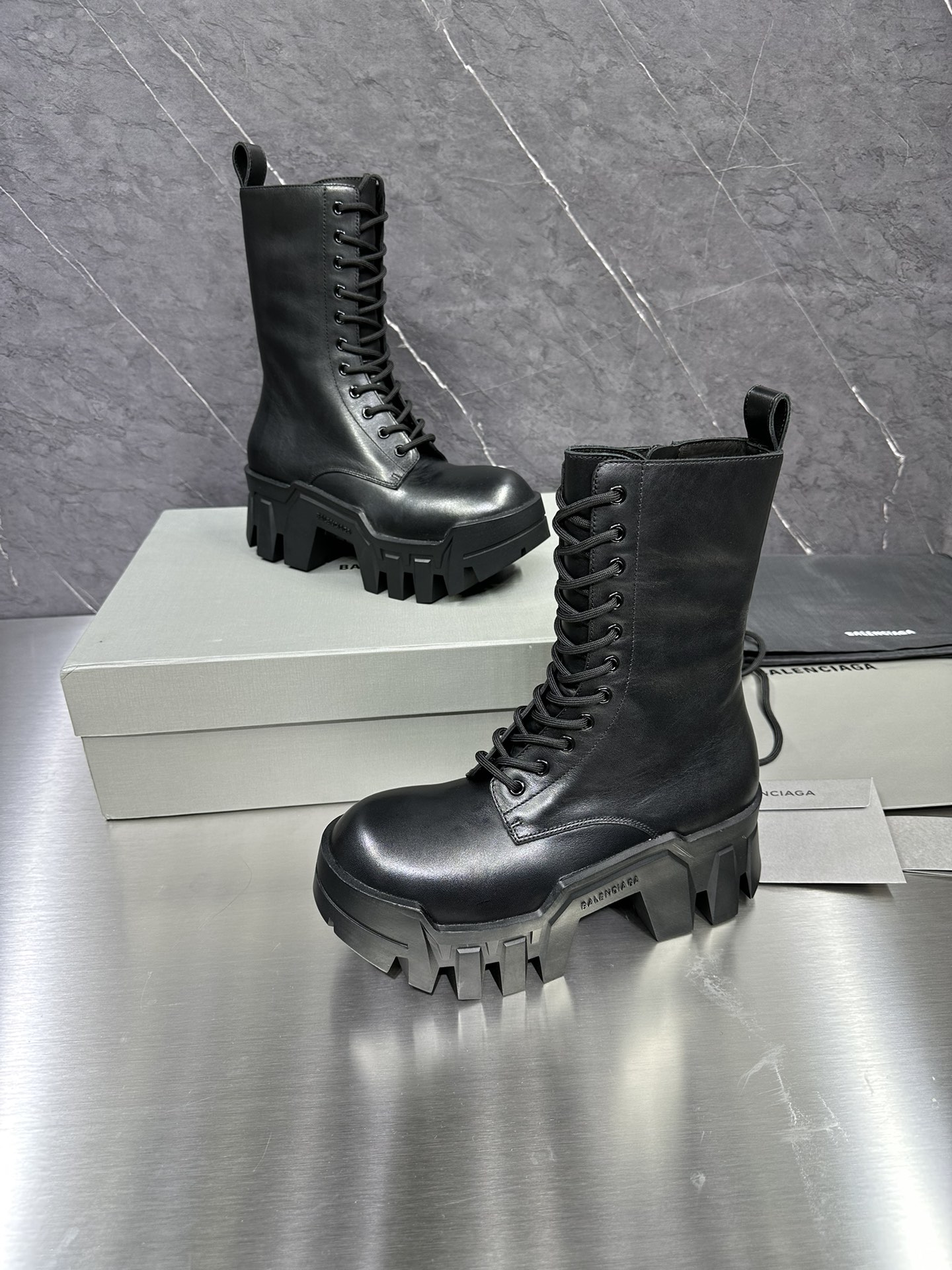 Leather Shoes Black L