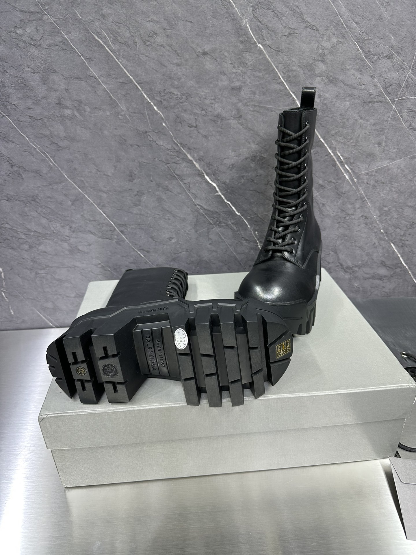 Leather Shoes Black L