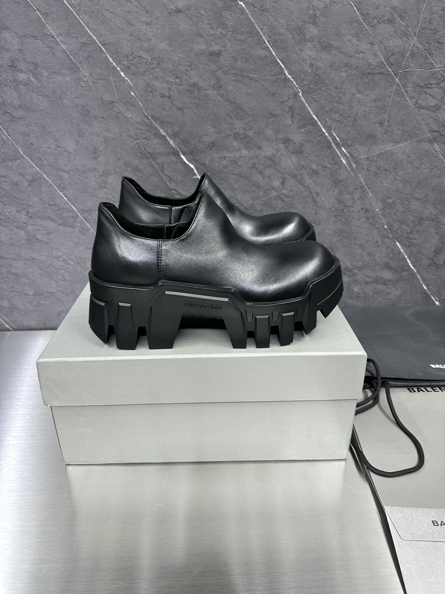 Leather Shoes Black L
