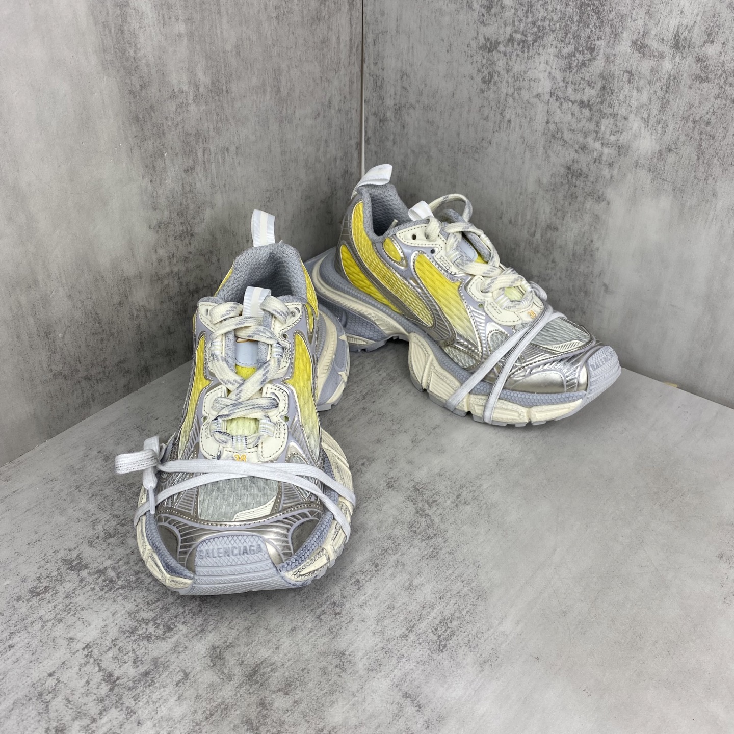 Basic Shoes Xl