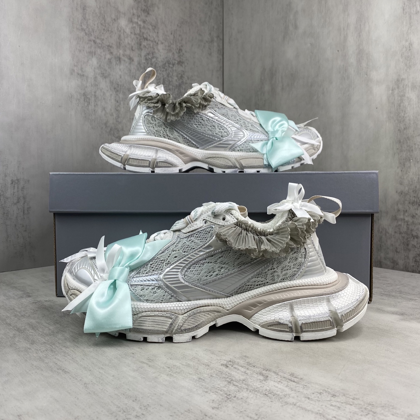 Balenciaga Basic Shoes L-xl