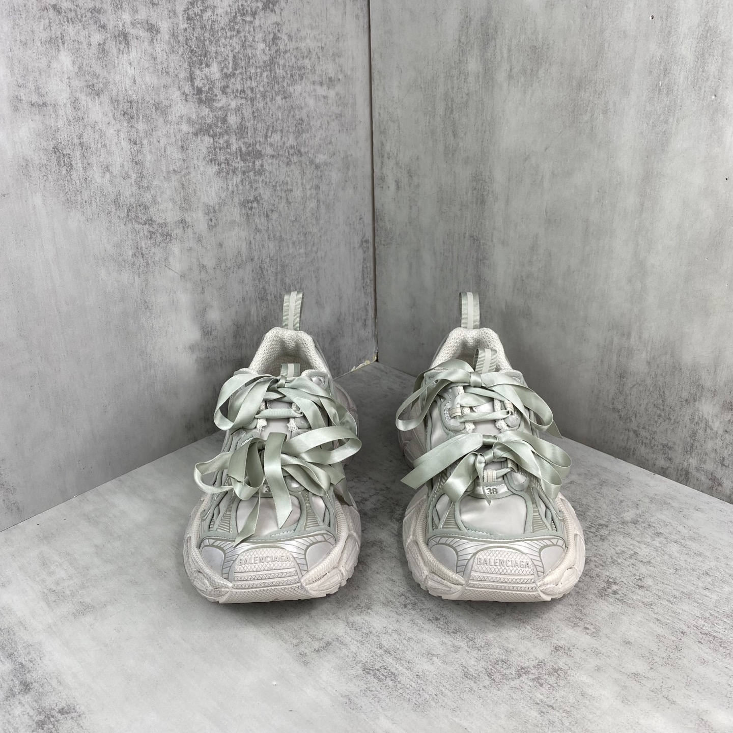 Balenciaga Basic Shoes L-xl