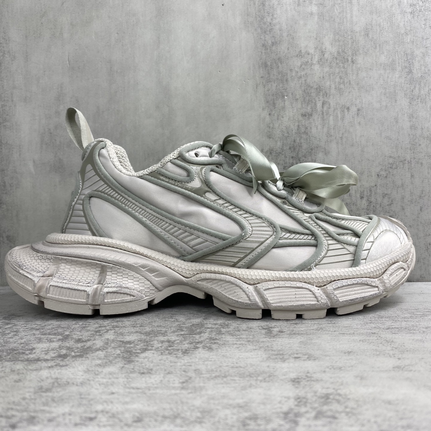 Balenciaga Basic Shoes L-xl