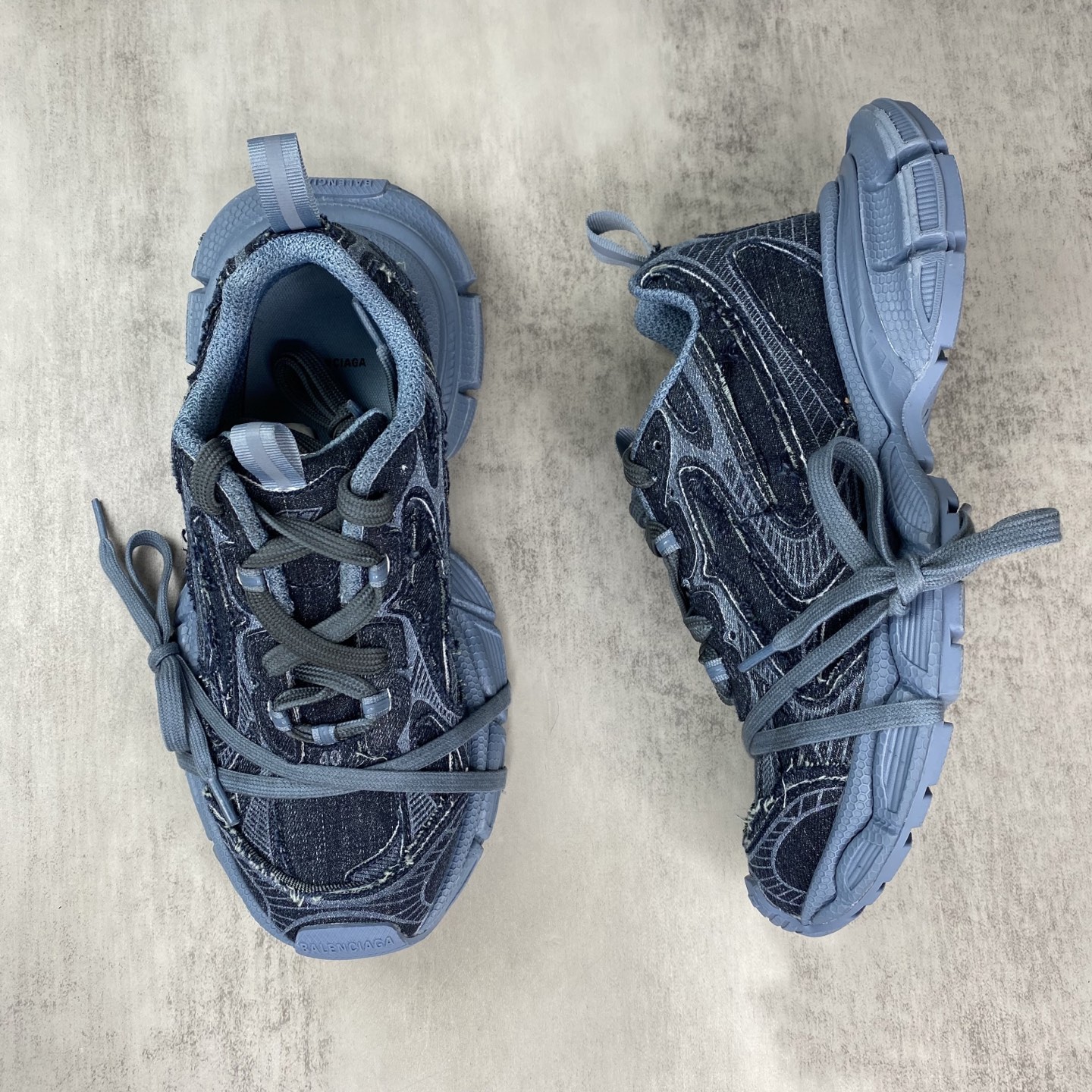 Balenciaga Basic Shoes L-xl