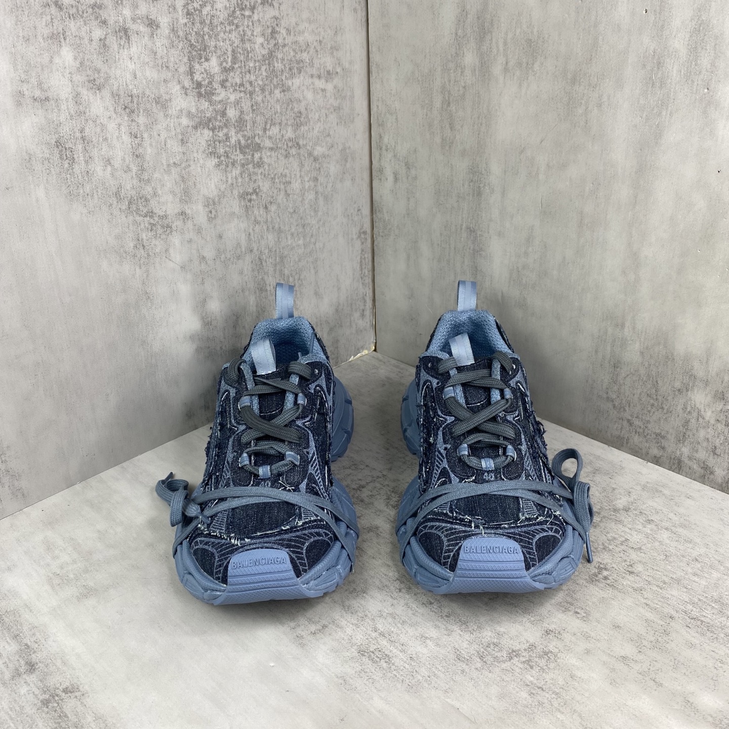 Balenciaga Basic Shoes L-xl