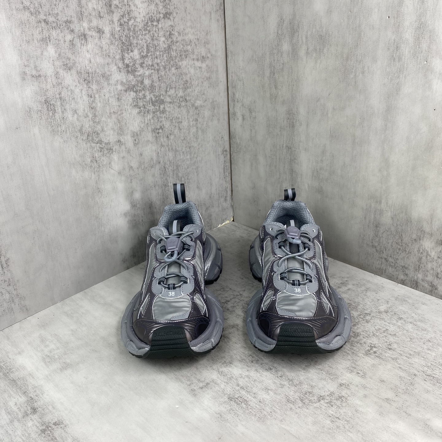 Balenciaga Basic Shoes L-xl