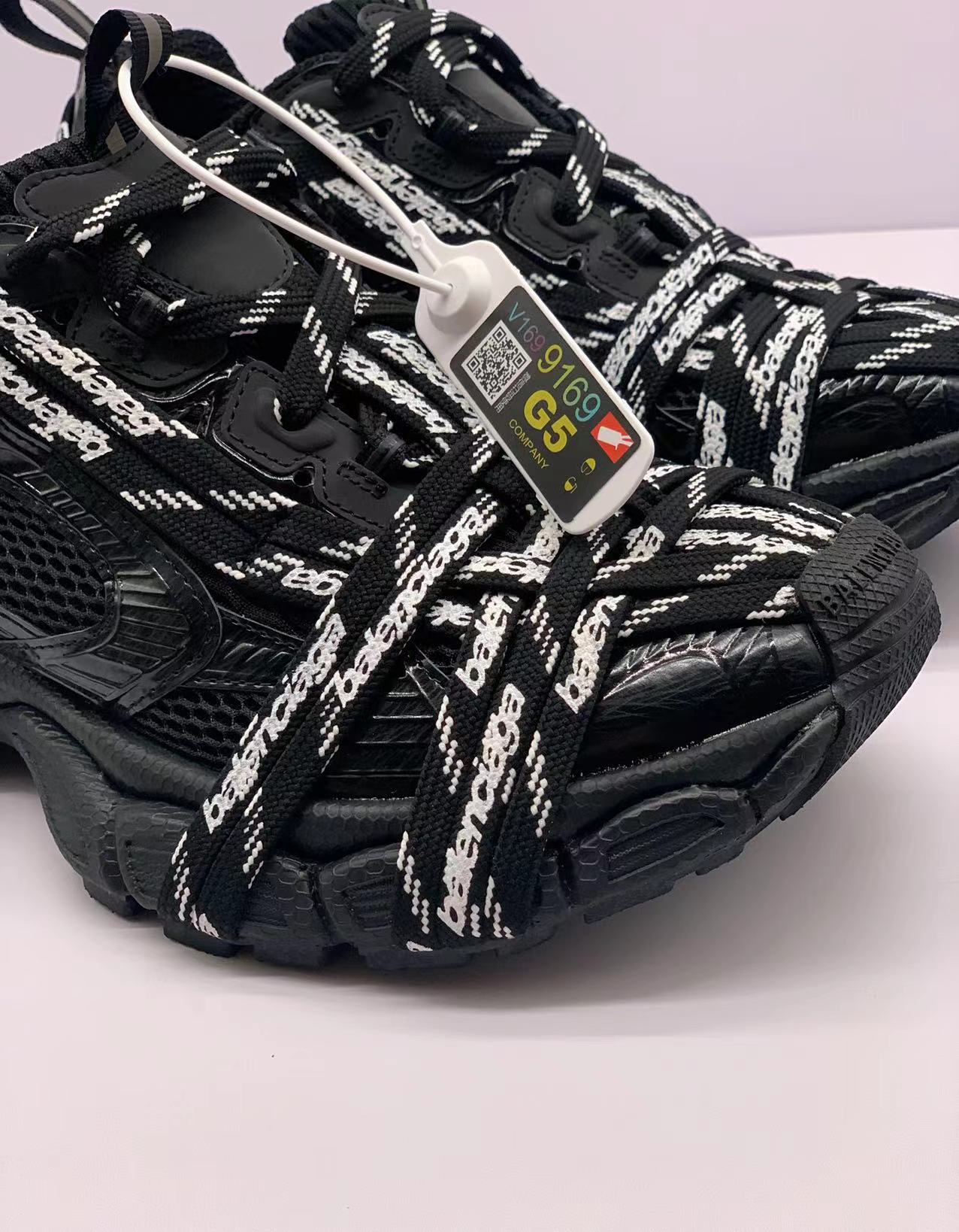 Balenciaga Basic Shoes L-xl