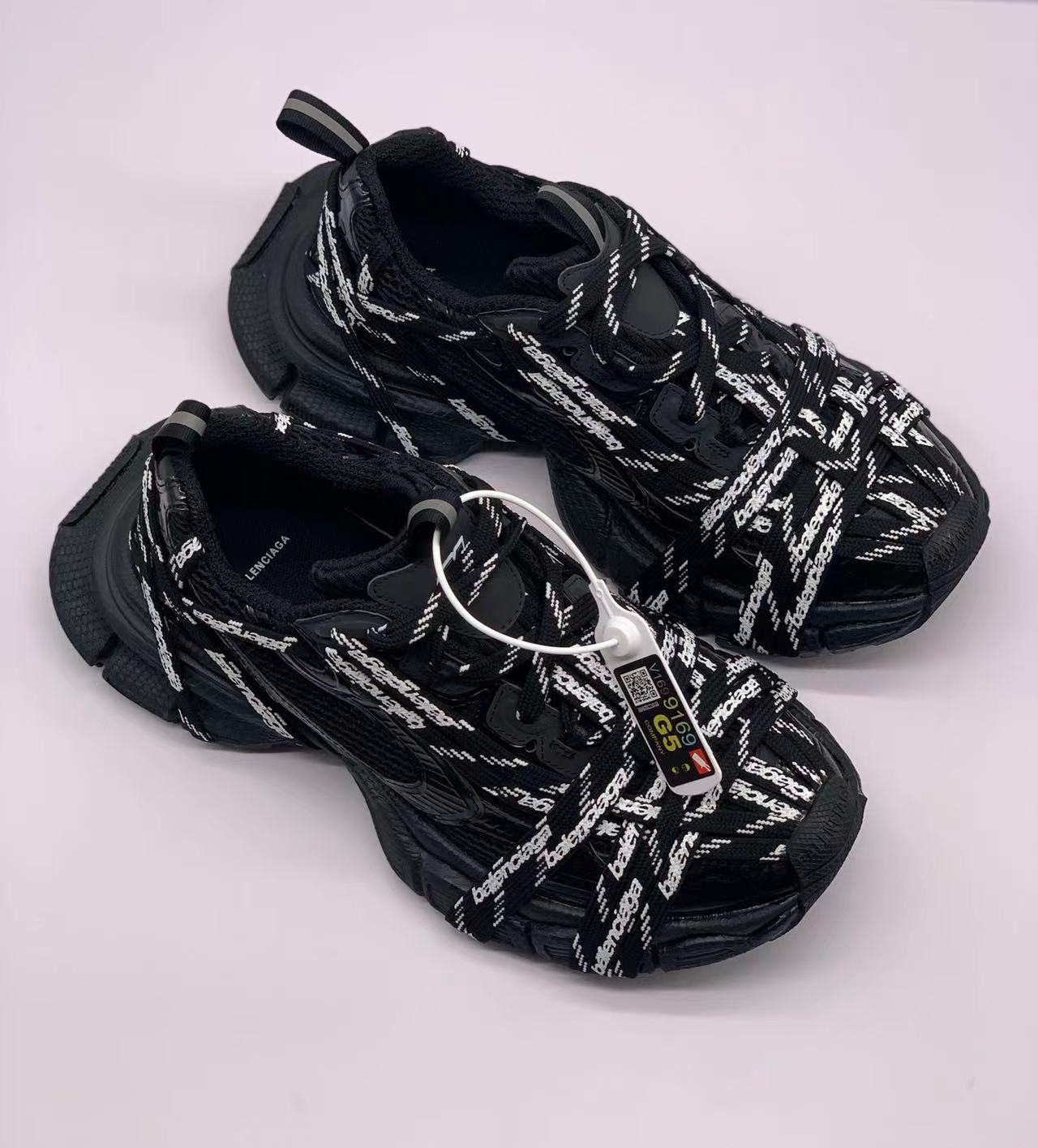 Balenciaga Basic Shoes L-xl