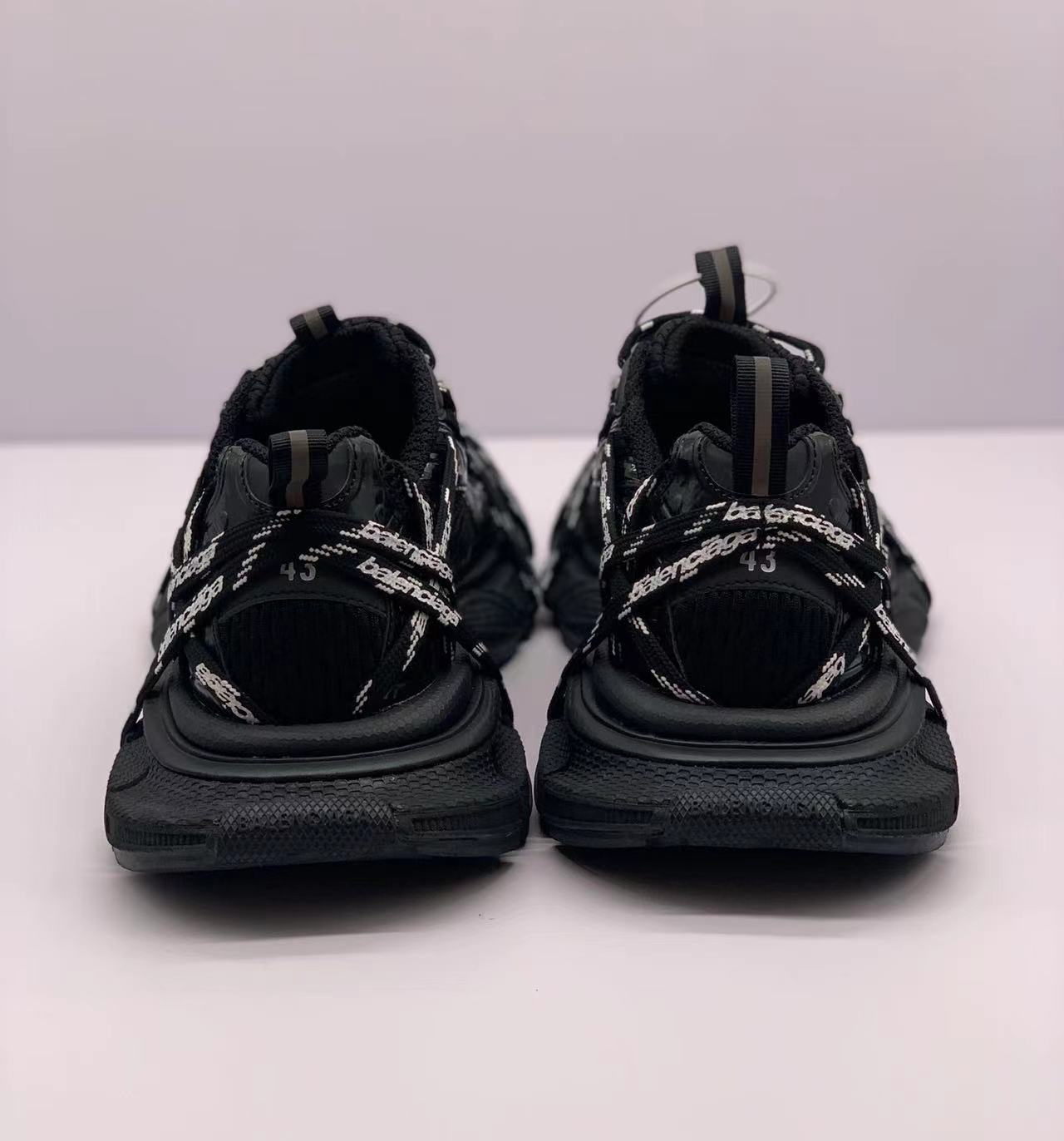 Balenciaga Basic Shoes L-xl
