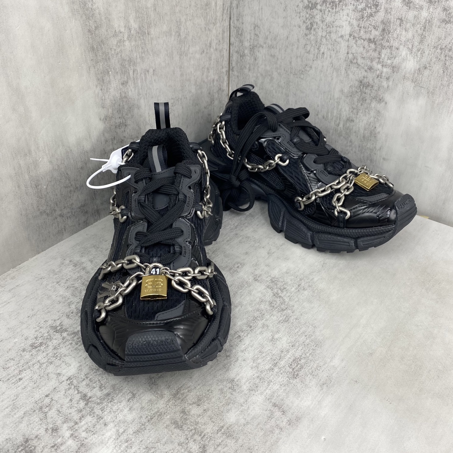 Balenciaga Basic Shoes L-xl