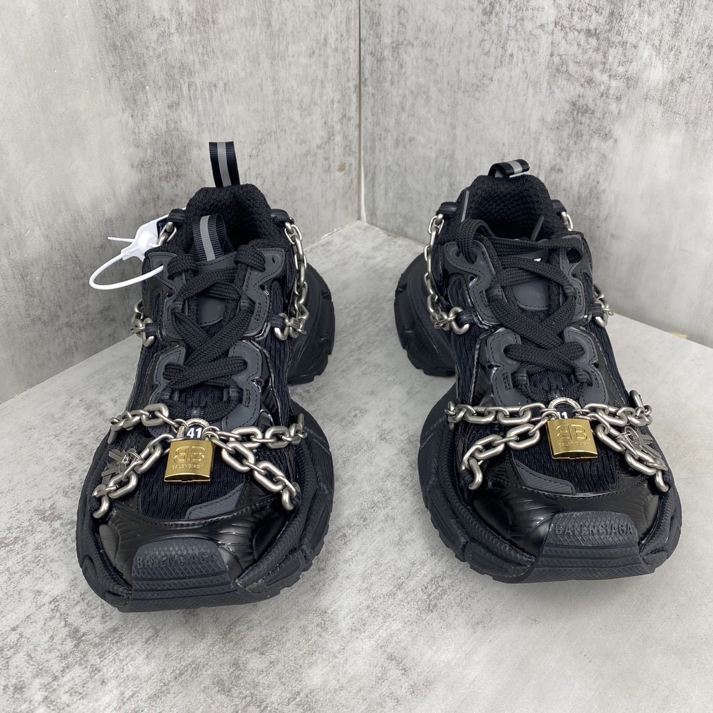 Balenciaga Basic Shoes L-xl