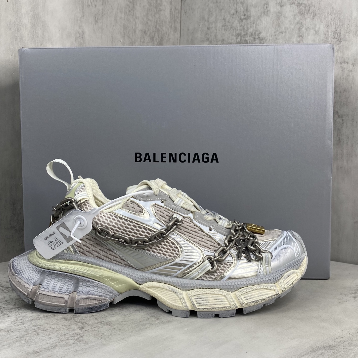 Balenciaga Basic Shoes L-xl