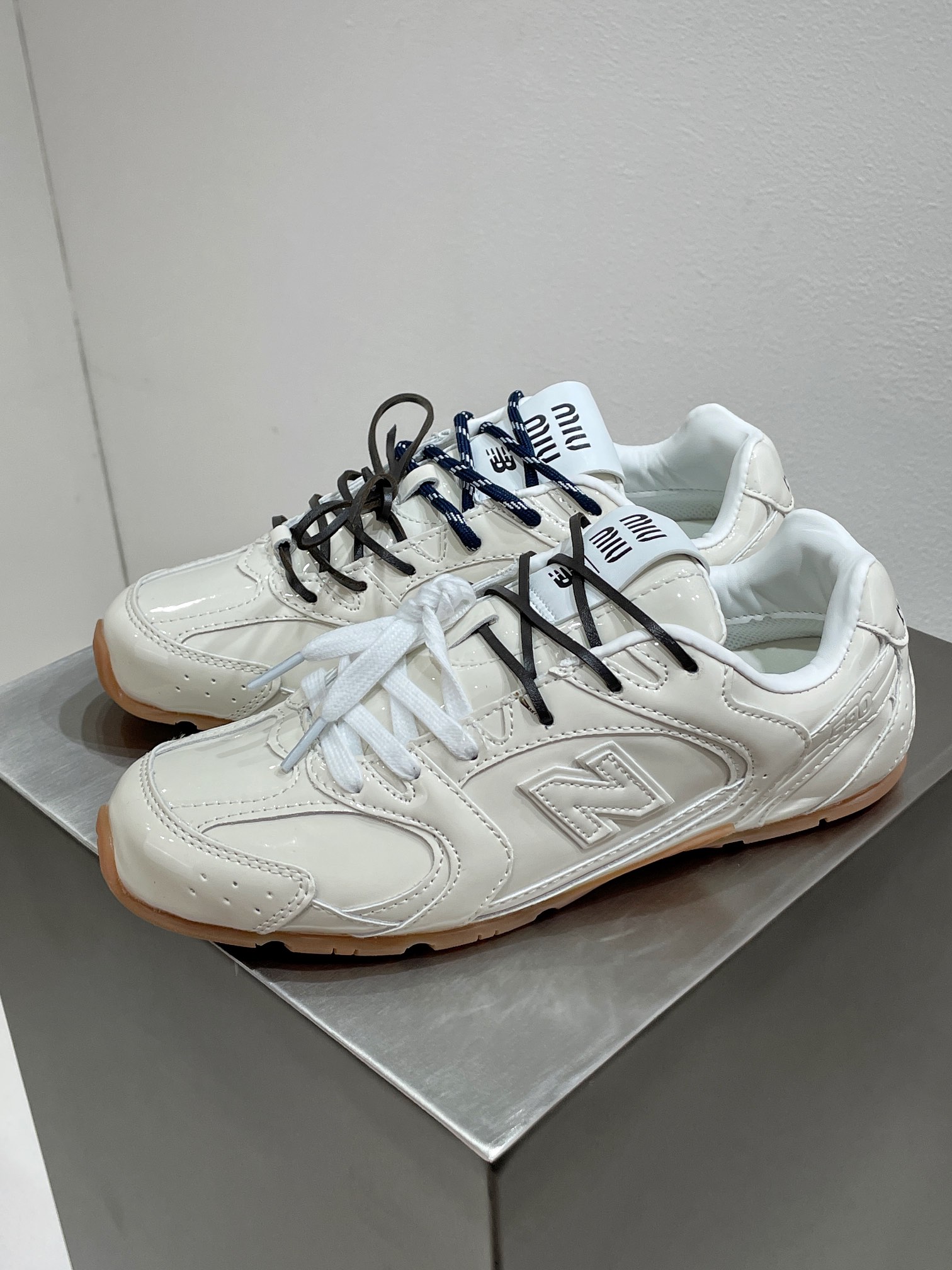 Adidas Balenciaga Jordan Miu Miu New Balance Prada Male Running Shoes Brown M-l-s