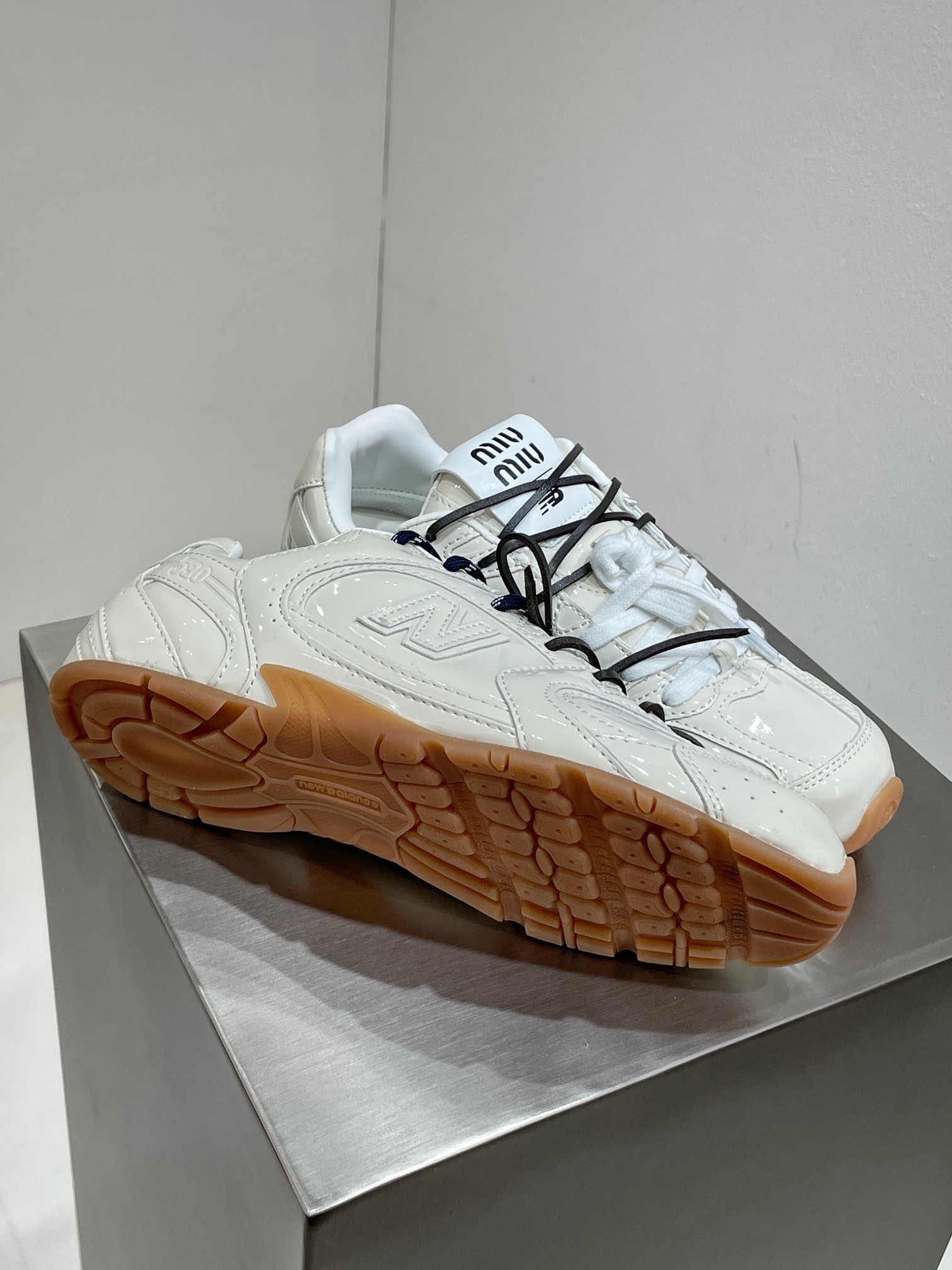 Adidas Balenciaga Jordan Miu Miu New Balance Prada Male Running Shoes Brown M-l-s
