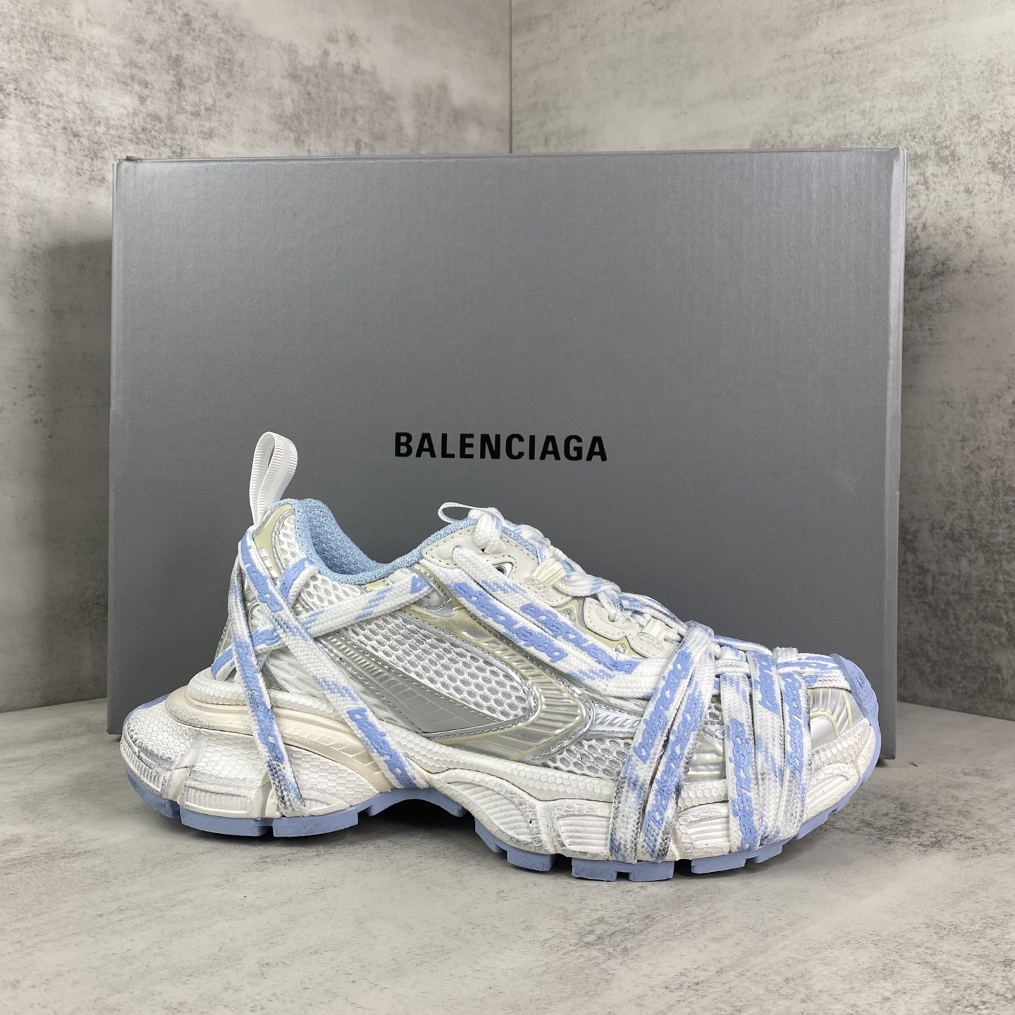 Basic Shoes L-xl