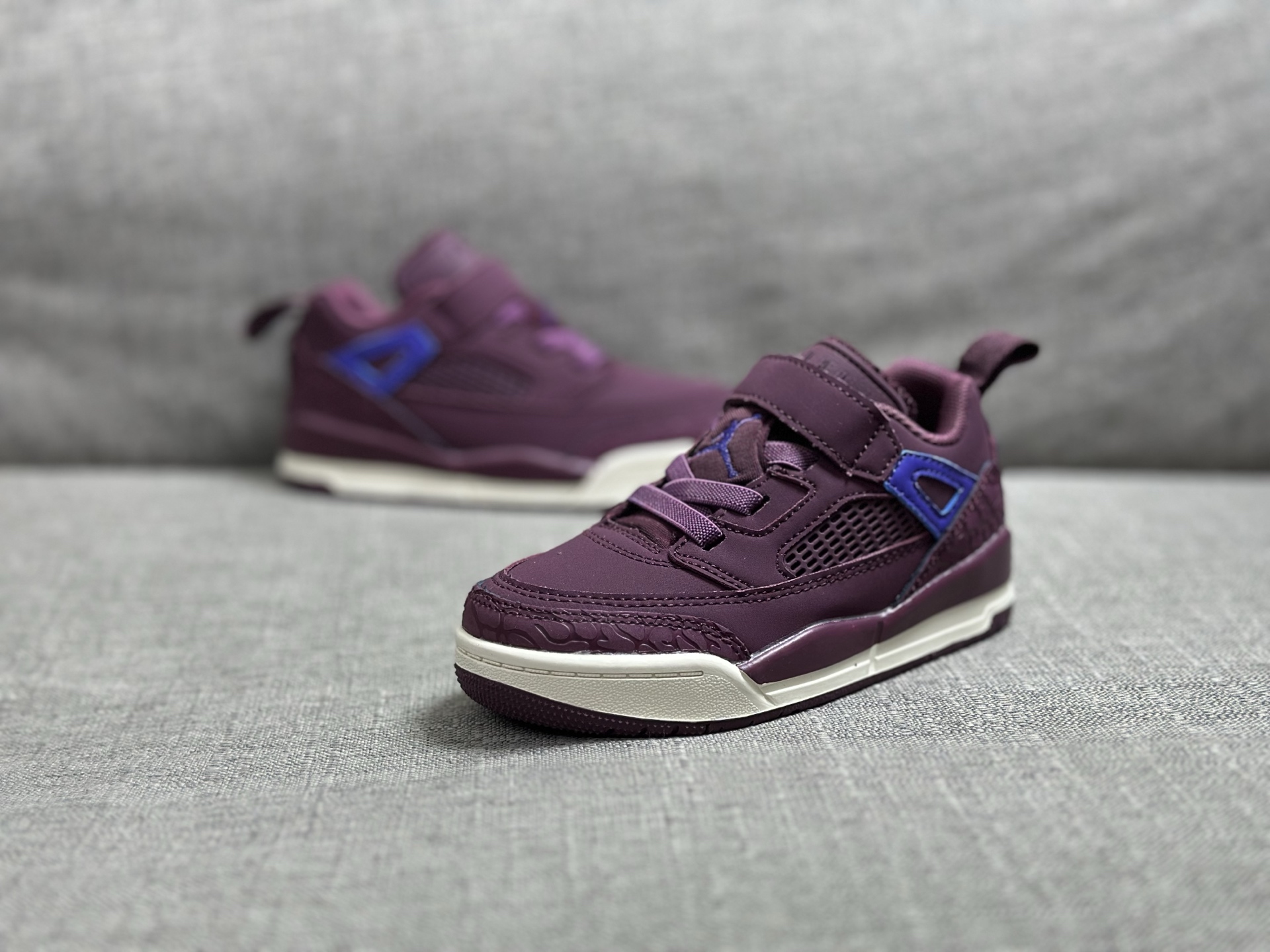 Jordan Nike Basic Shoes S