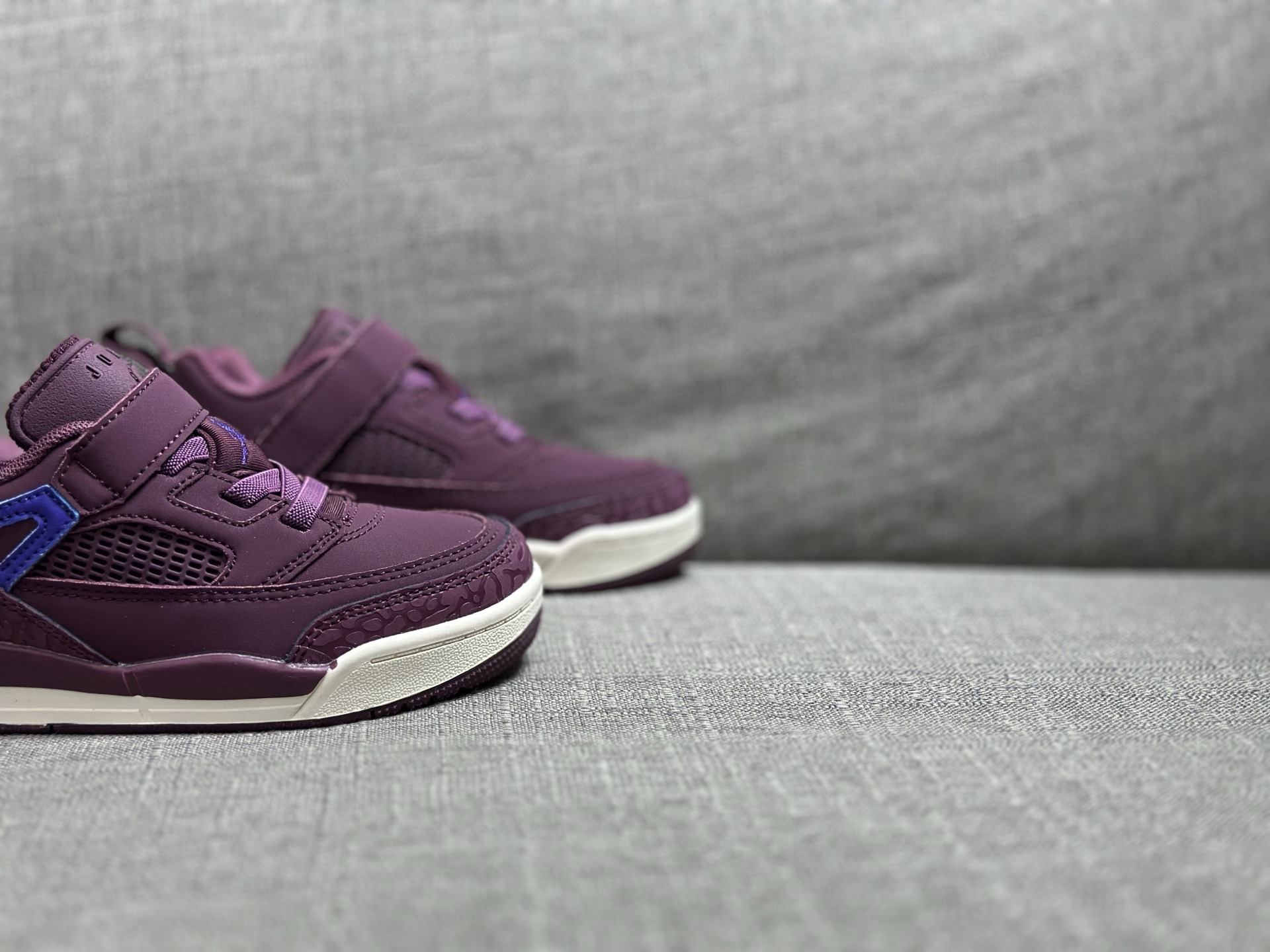 Jordan Nike Basic Shoes S
