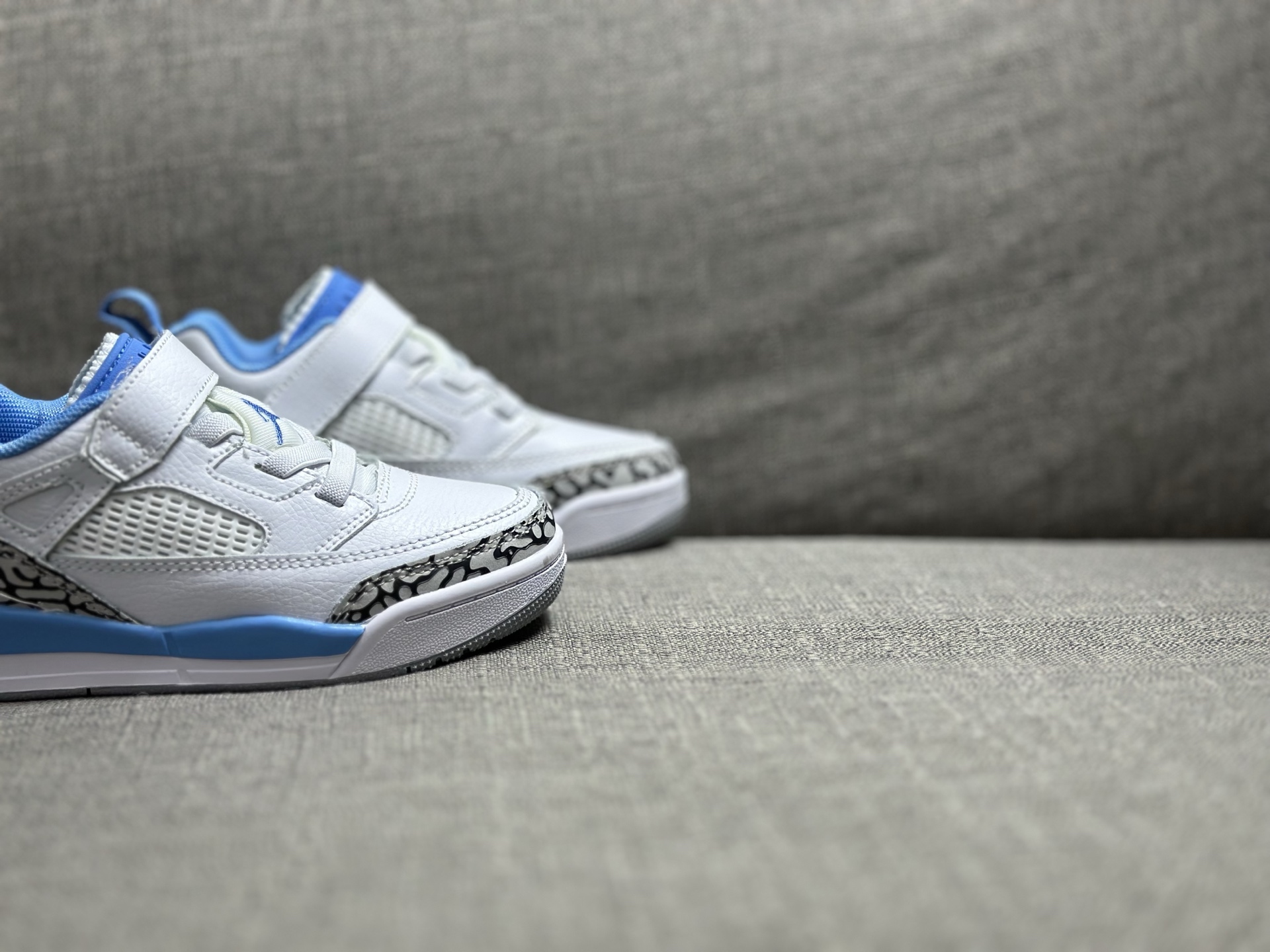 Jordan Nike Basic Shoes S
