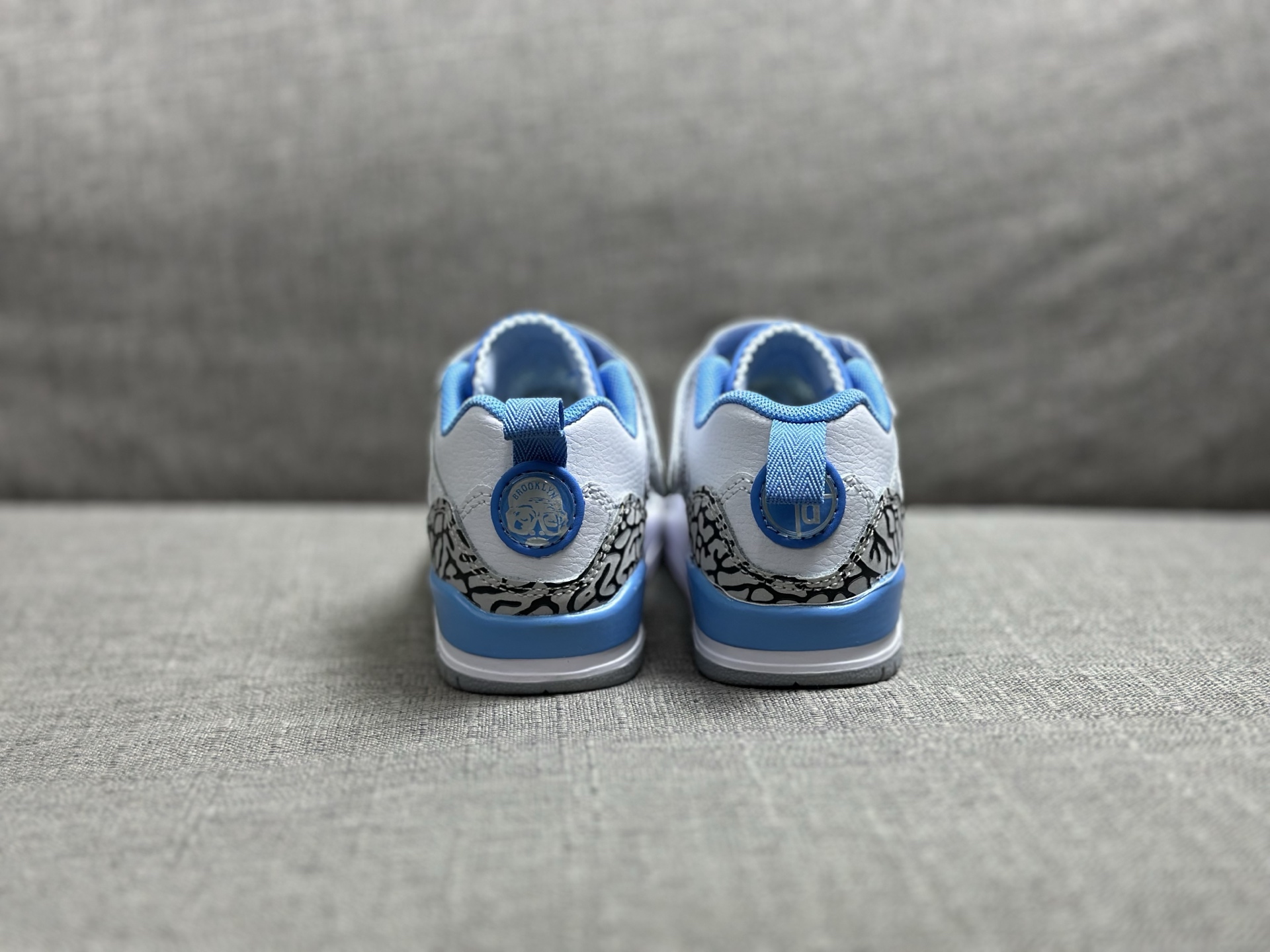 Jordan Nike Basic Shoes S