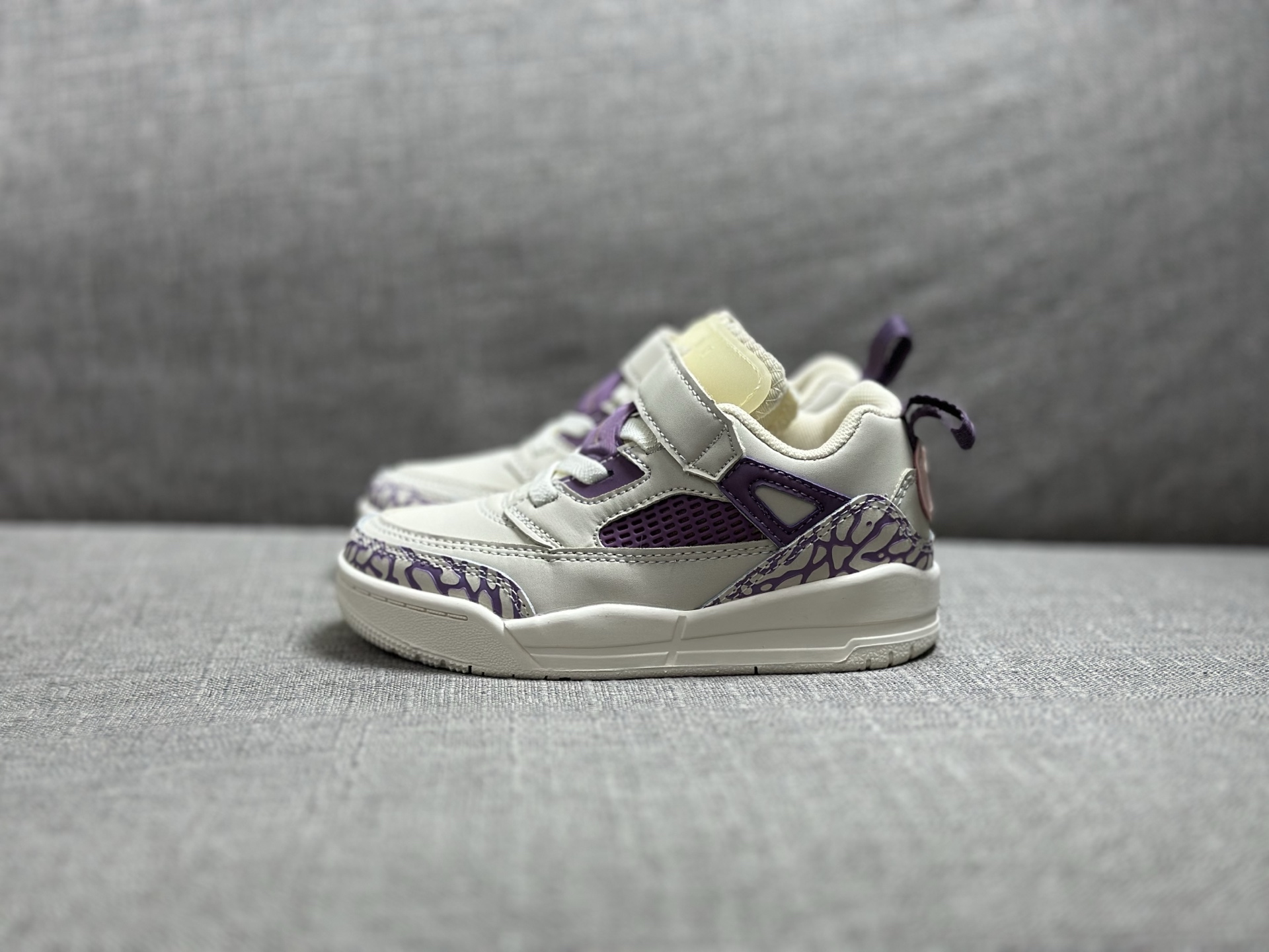 Jordan Nike Basic Shoes S