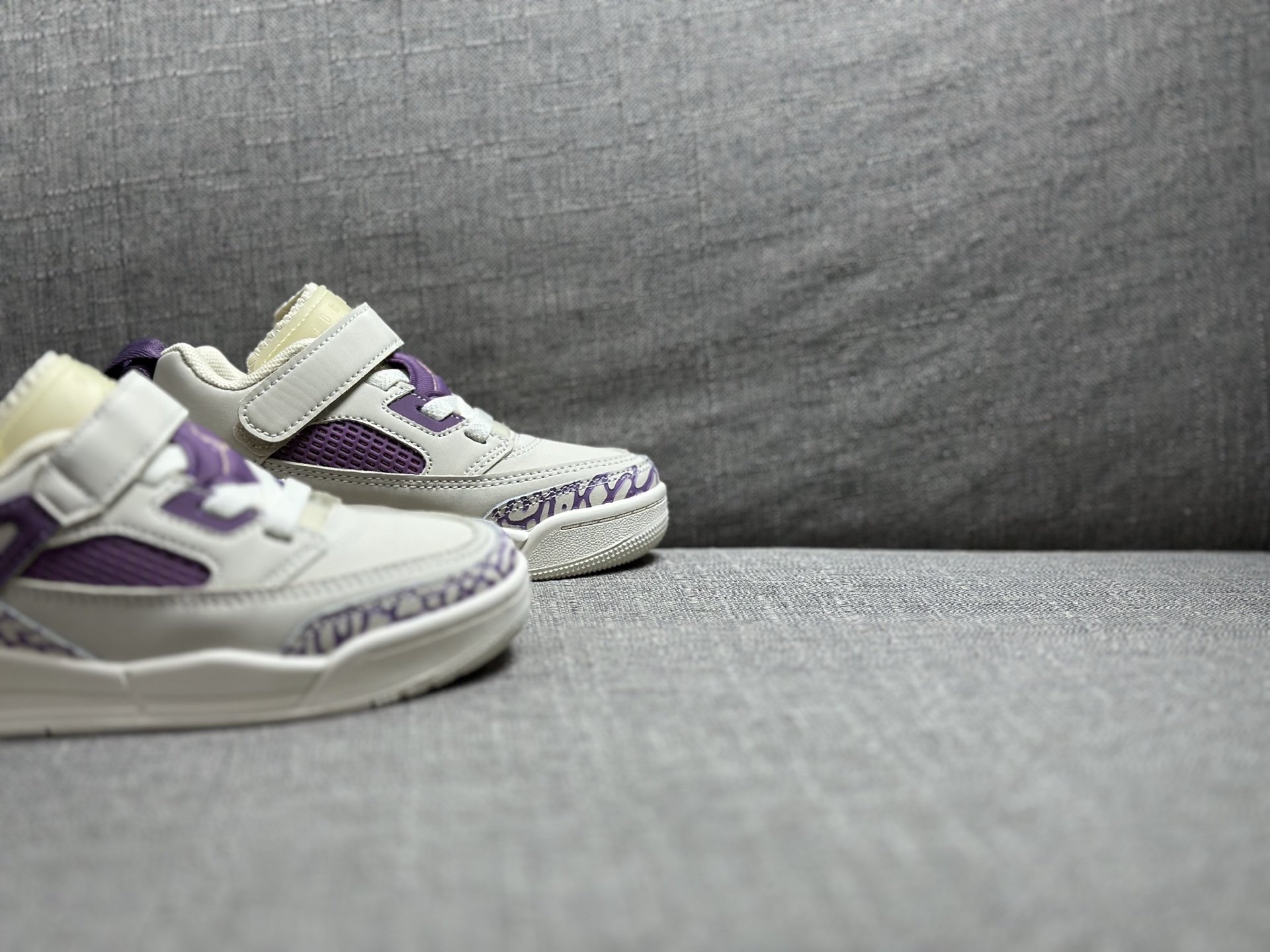 Jordan Nike Basic Shoes S