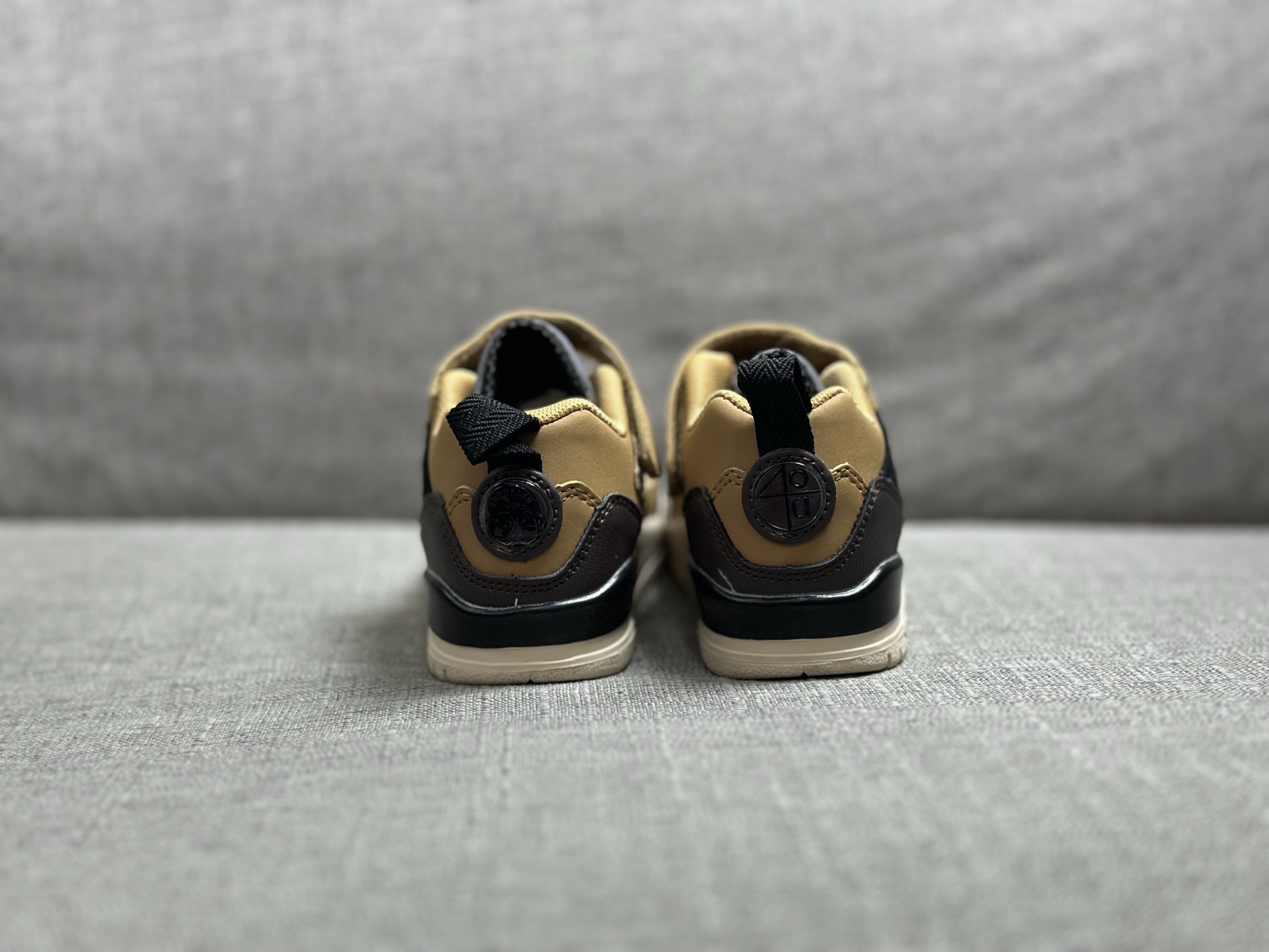 Jordan Nike Basic Shoes S
