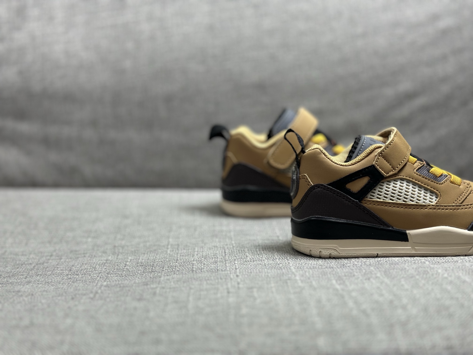 Jordan Nike Basic Shoes S