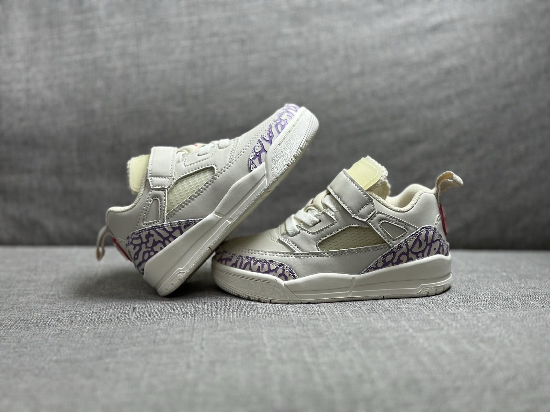 Jordan Nike Basic Shoes S