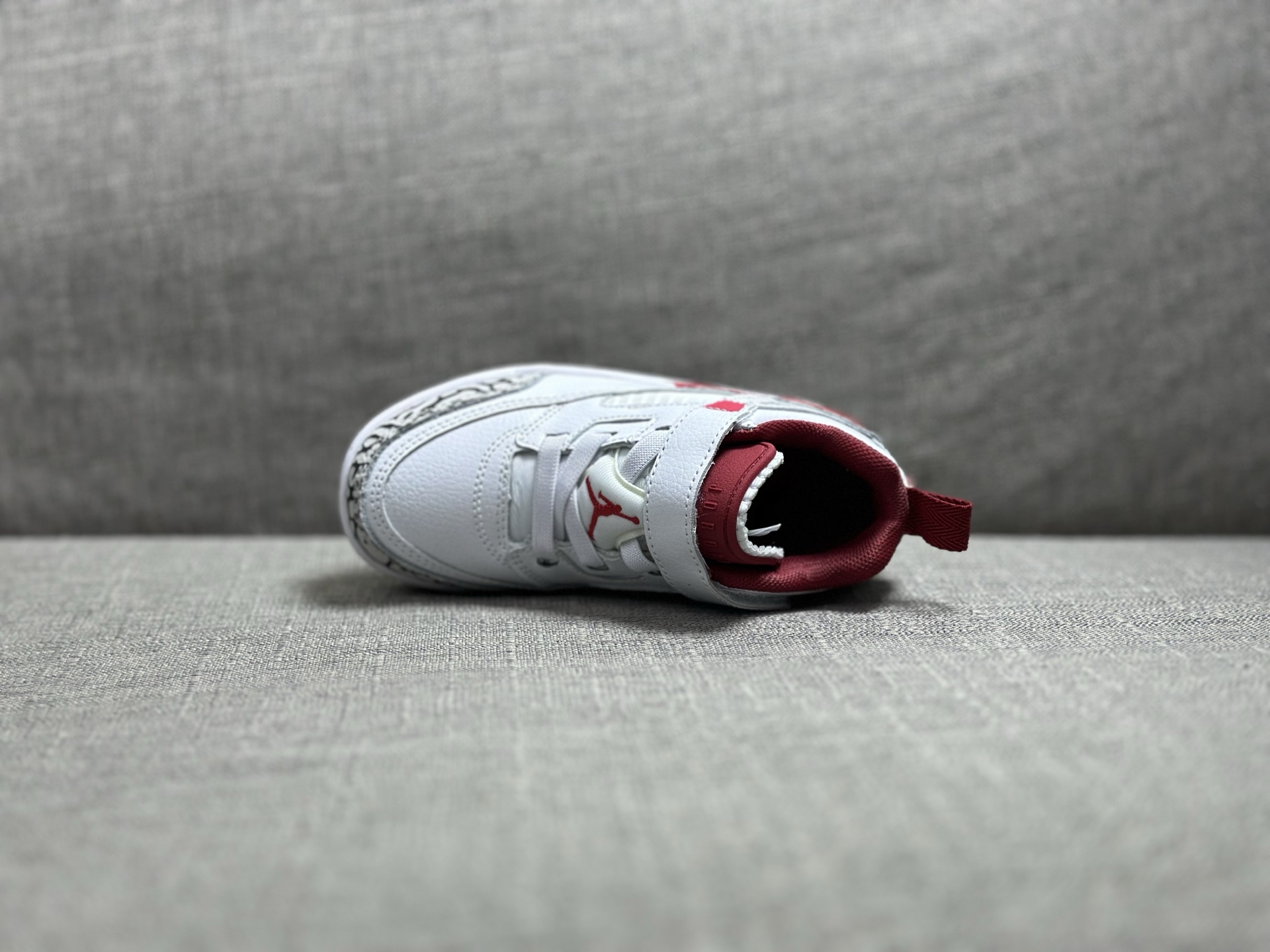 Jordan Nike Basic Shoes S
