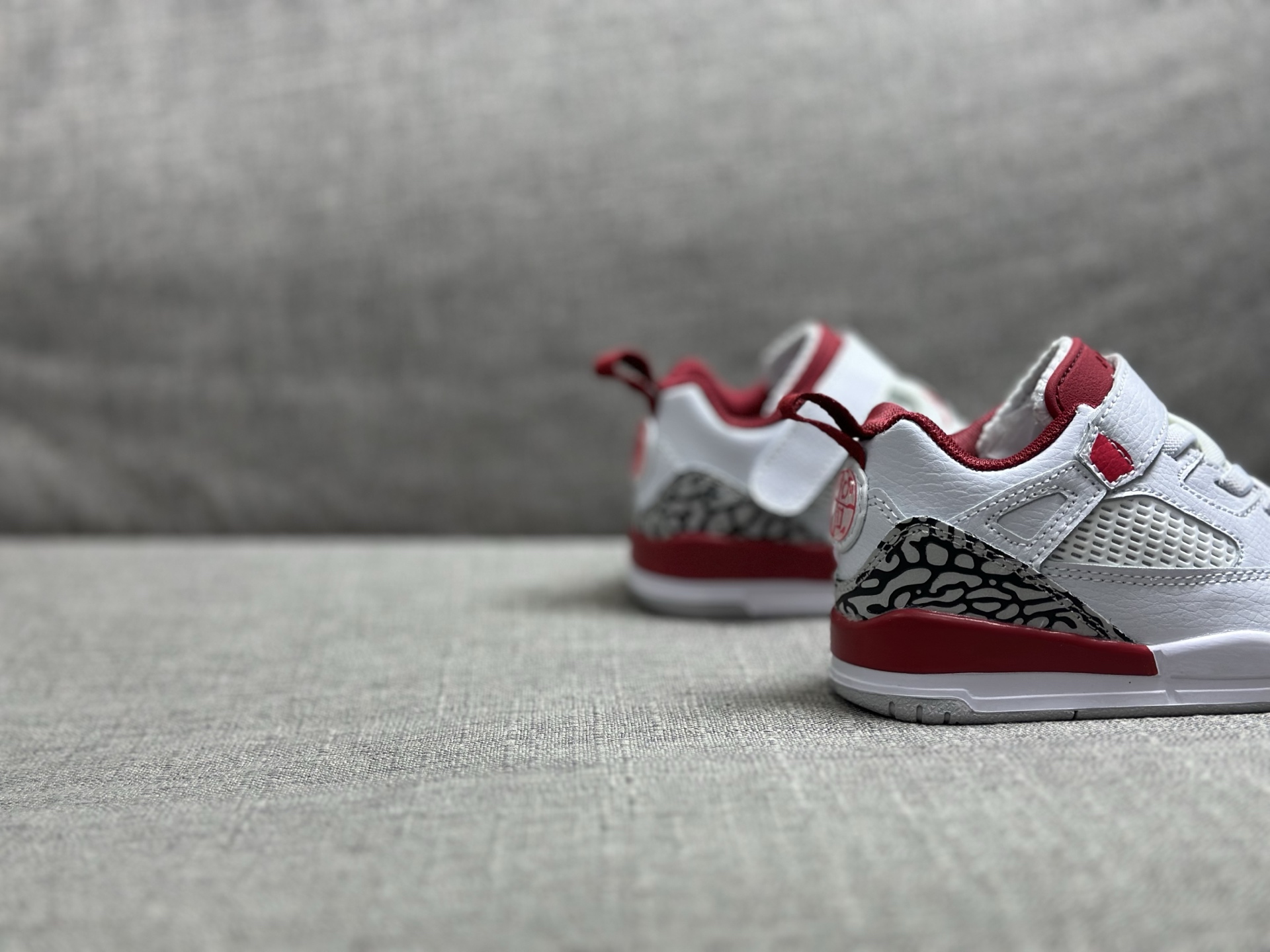 Jordan Nike Basic Shoes S