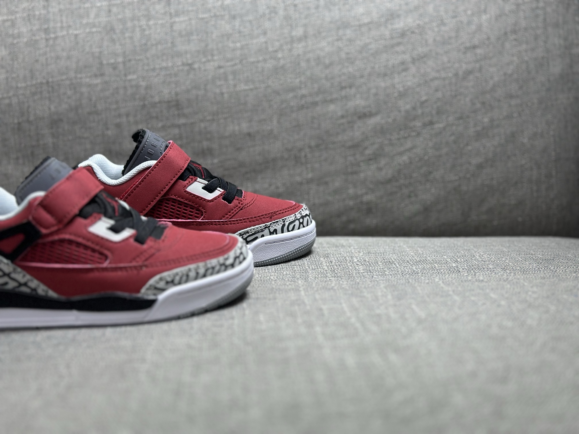 Jordan Nike Basic Shoes S