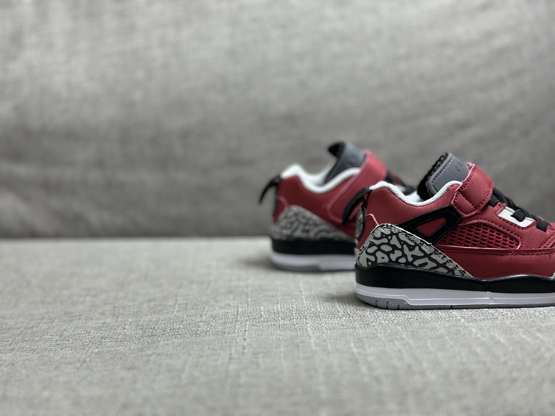Jordan Nike Basic Shoes S